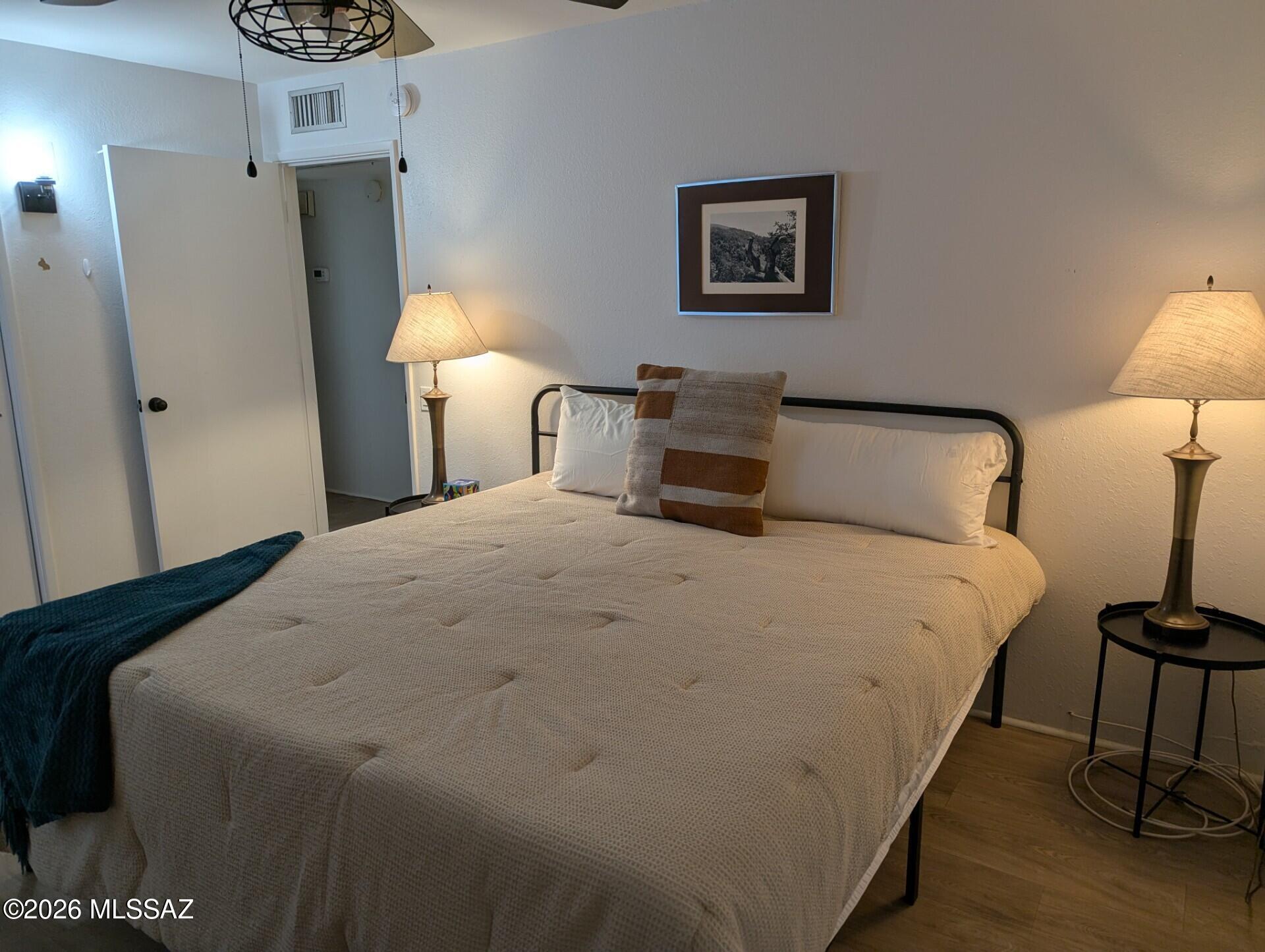 1010 S Calle De La Temporada