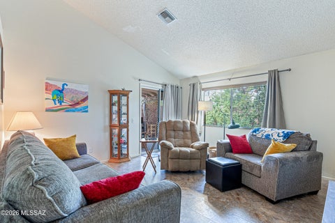 Photo of 8625 N Katapa Trail, Tucson, AZ 85742 (MLS # 22619644)