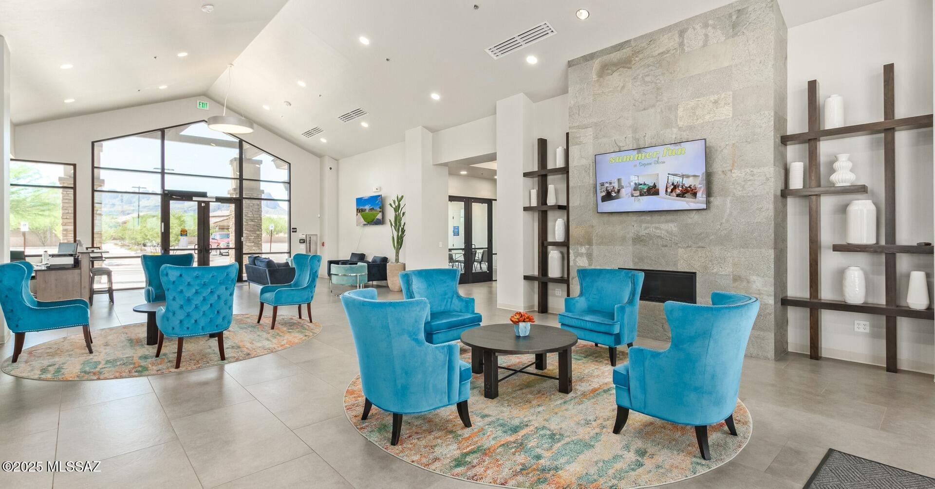 10119 N Camperi Lane
