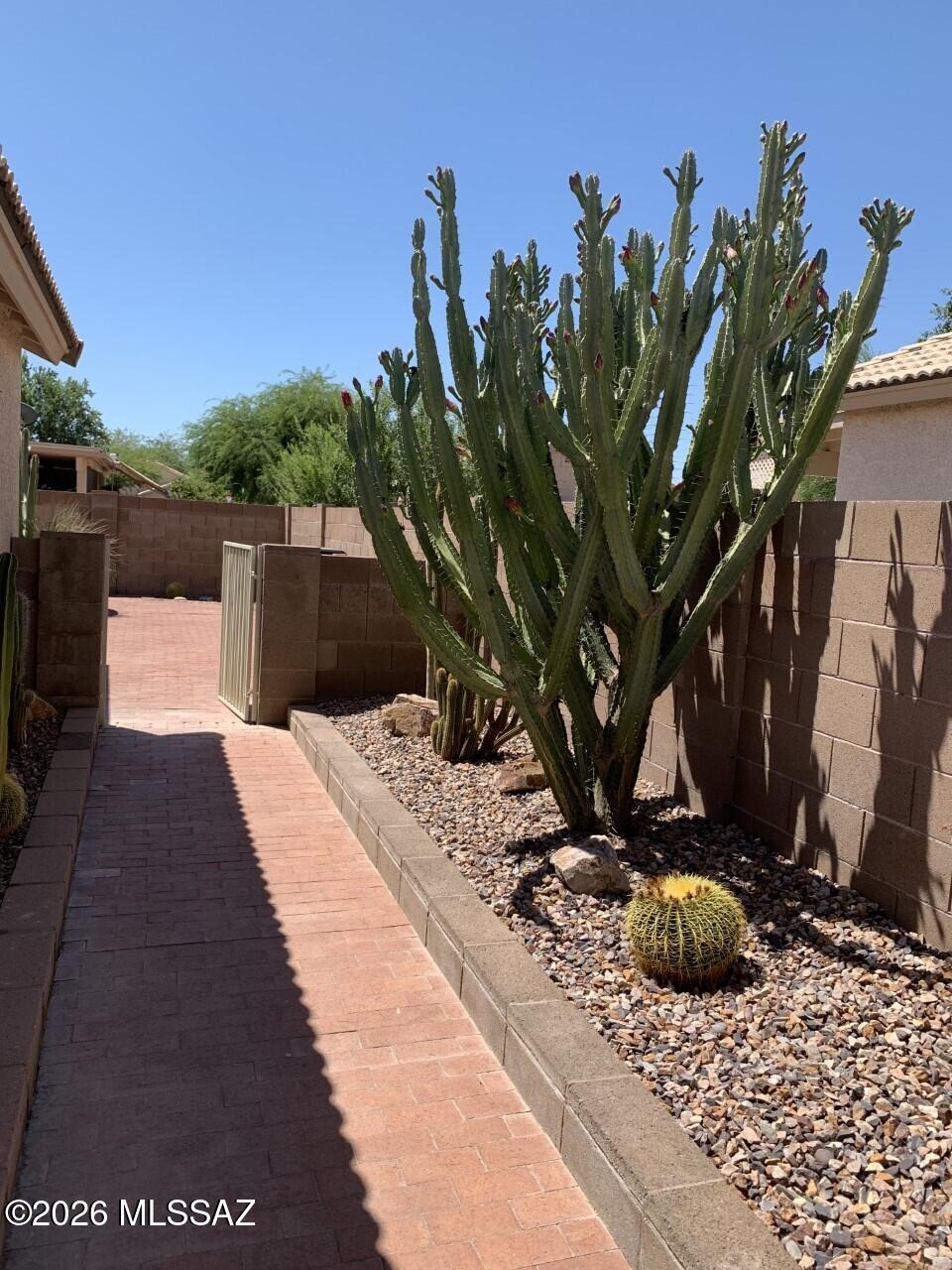 La Cholla Ridge (1-77) - Residential Lease