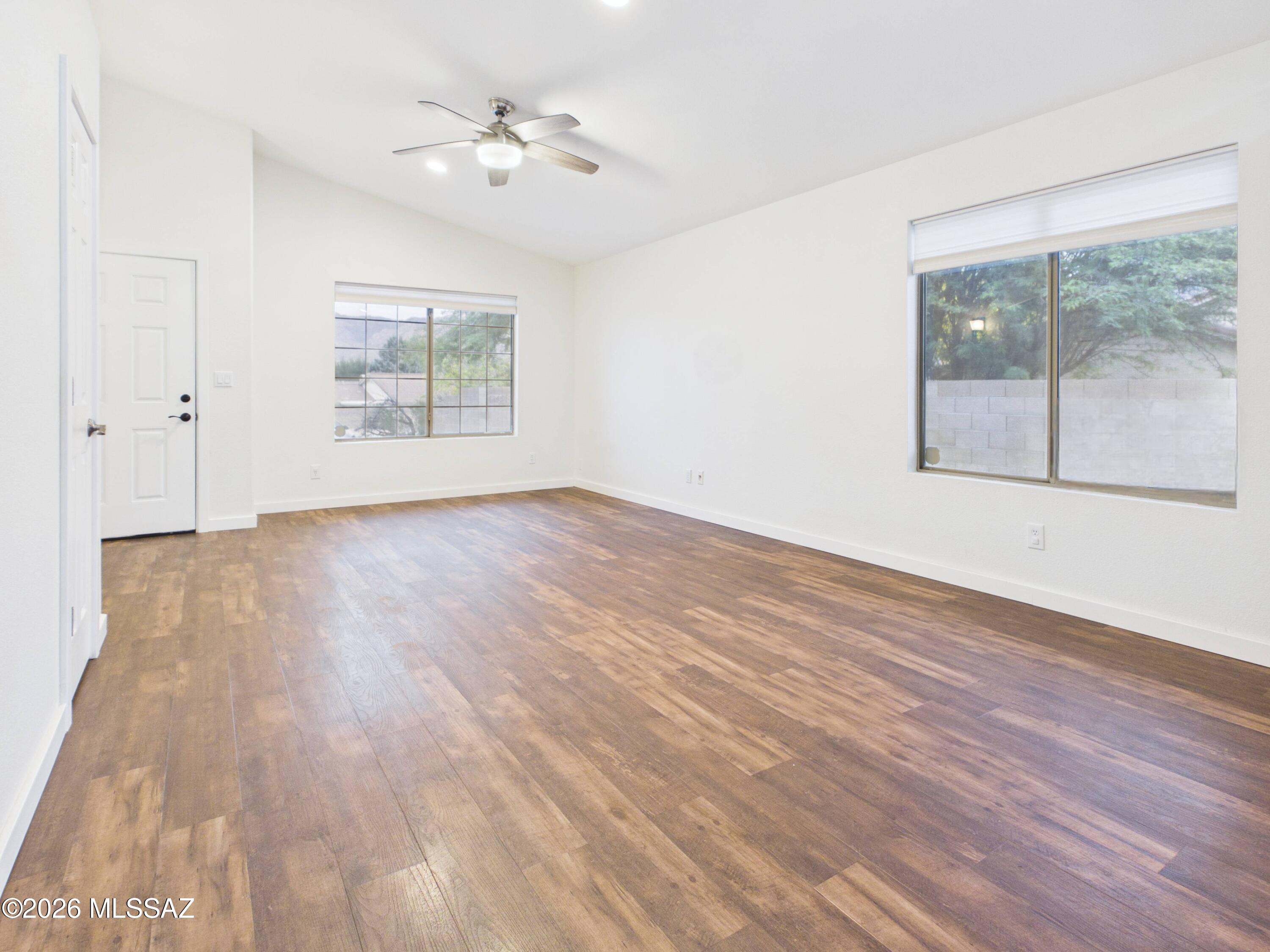 10751 N River Point Court