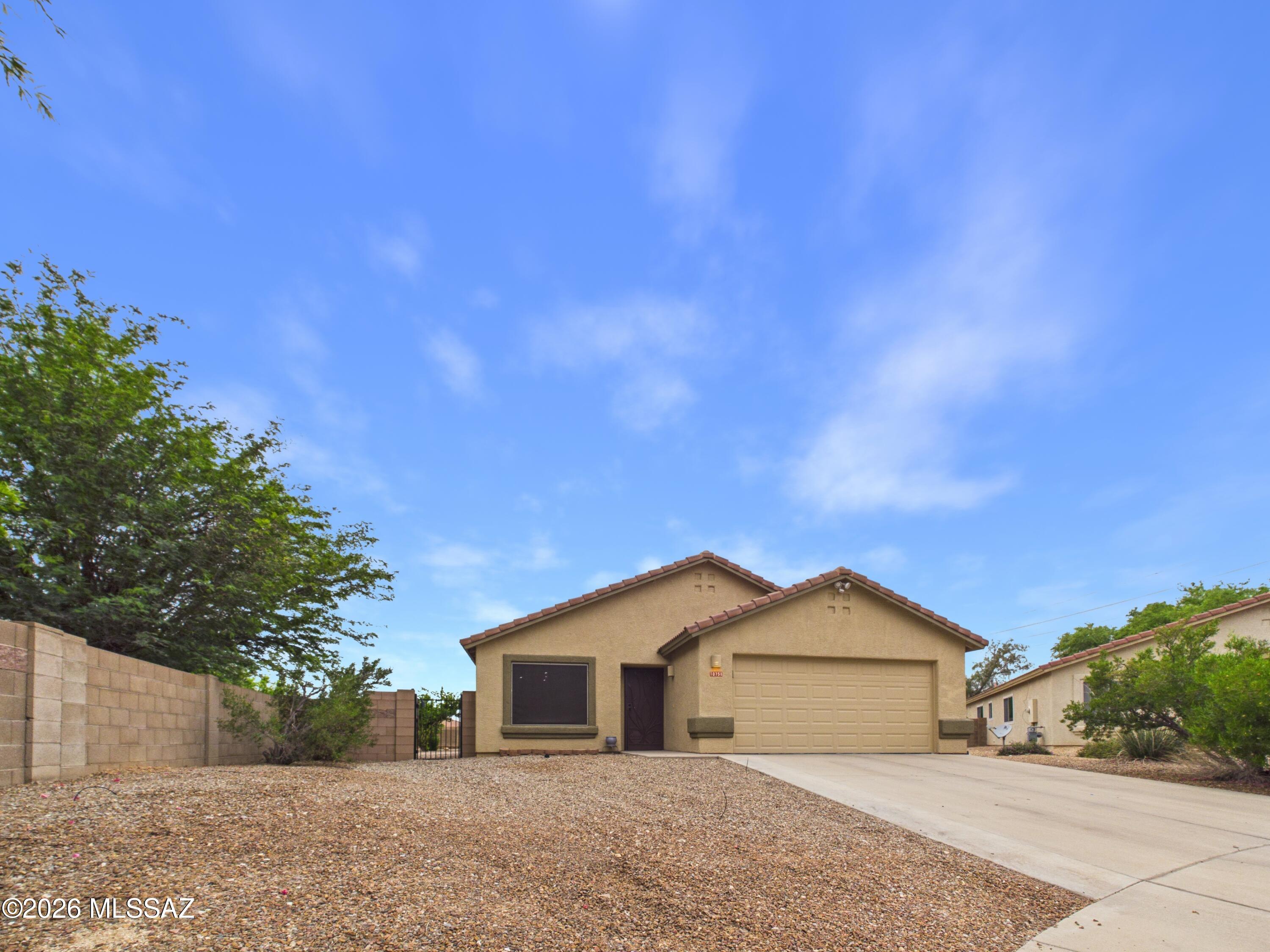 10751 N River Point Court