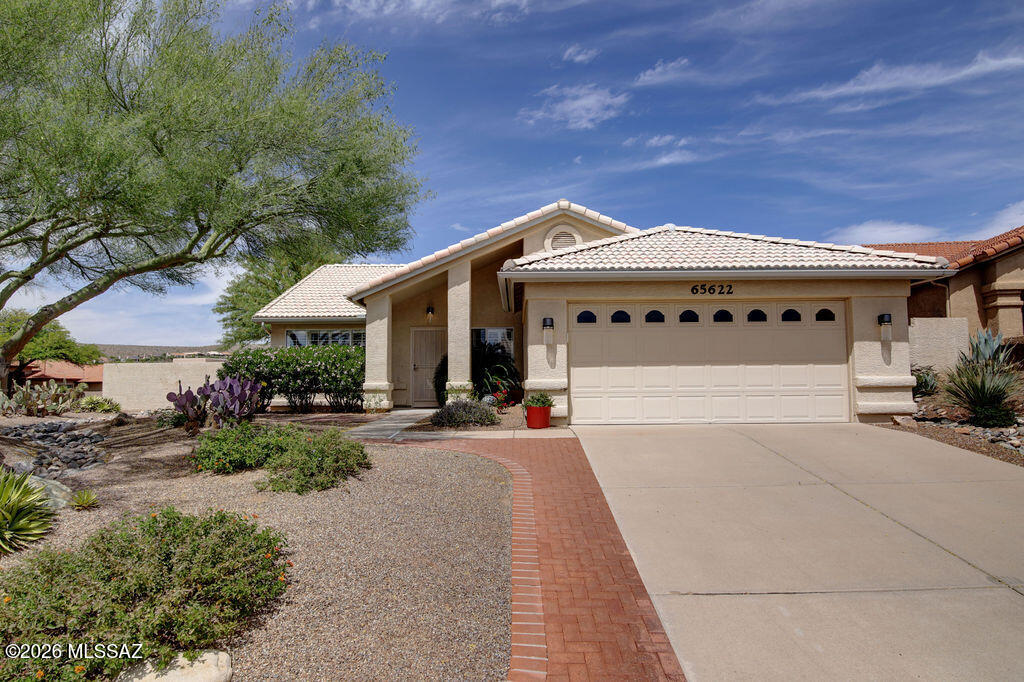 65622 E Rocky Trail Drive