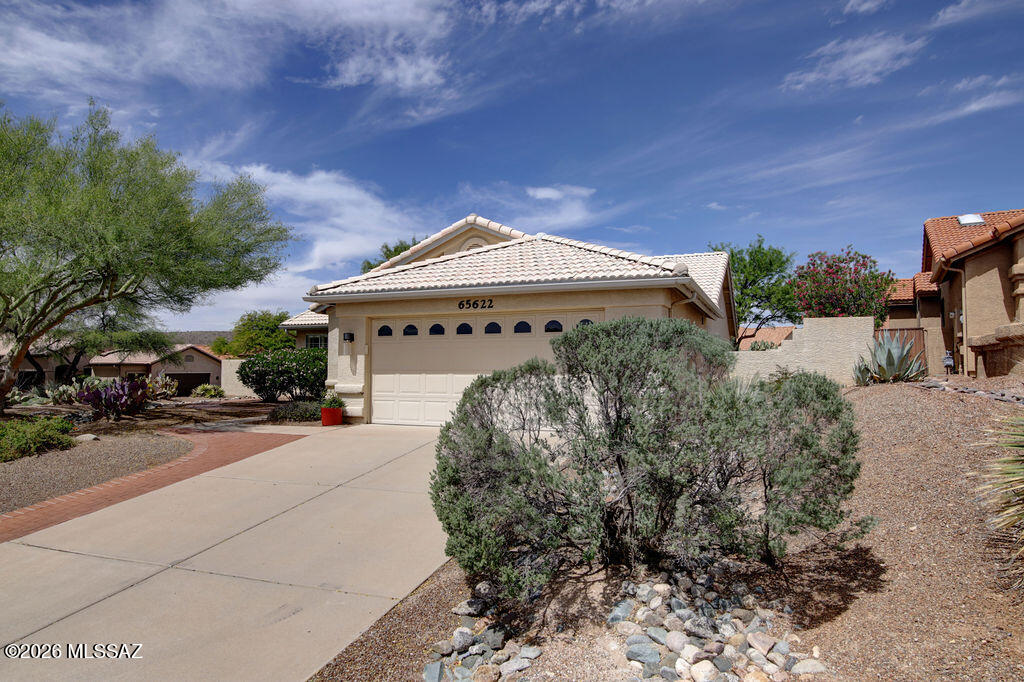 65622 E Rocky Trail Drive