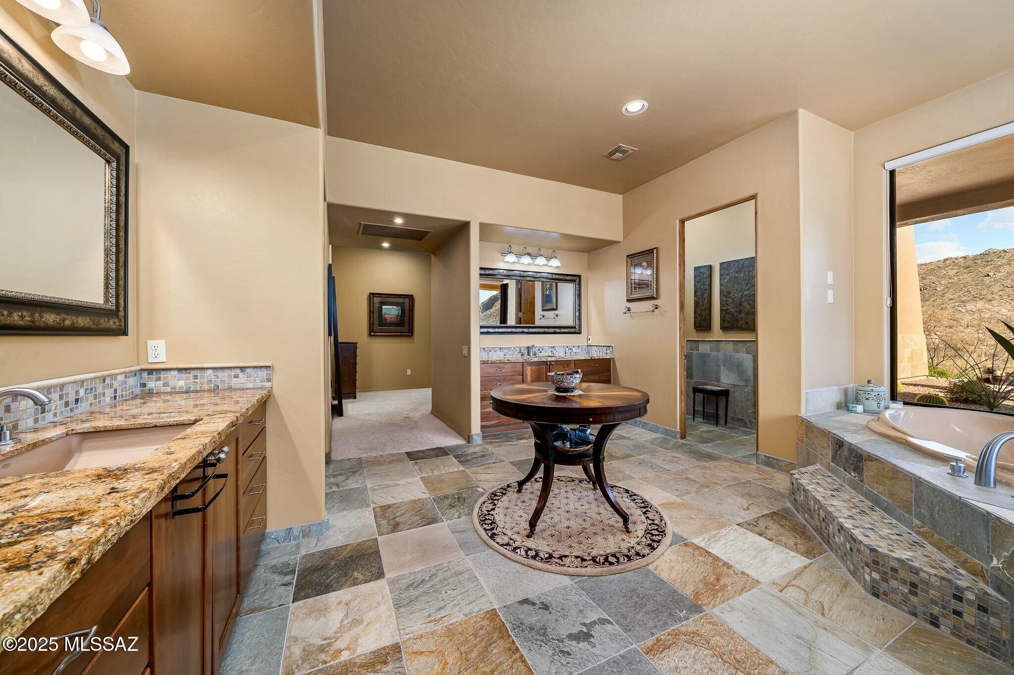 Canyon Pass III At Dove Mountain (111-181) - Residential