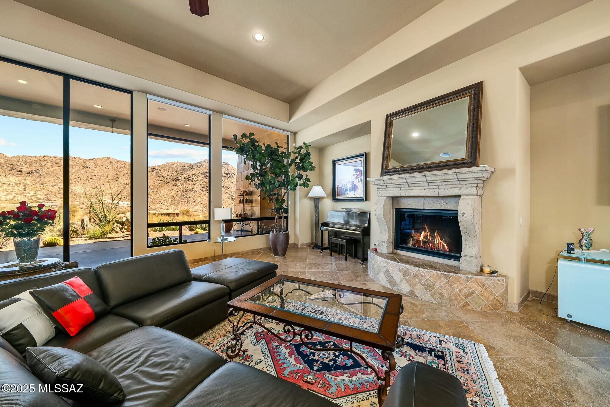 Canyon Pass III At Dove Mountain (111-181) - Residential