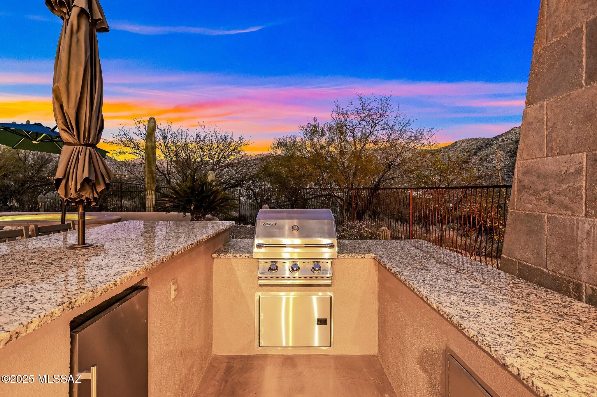 Canyon Pass III At Dove Mountain (111-181) - Residential