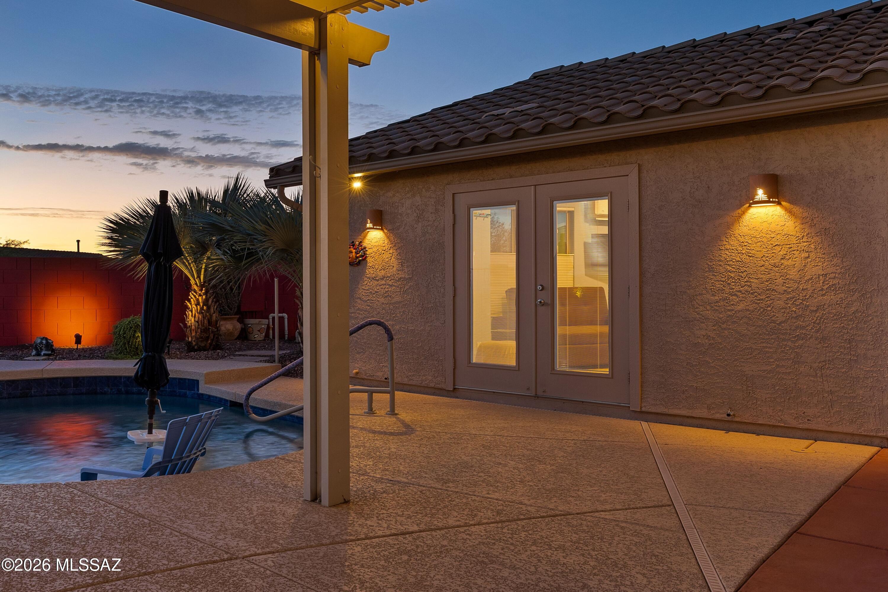 39648 S Mountain Shadow Drive