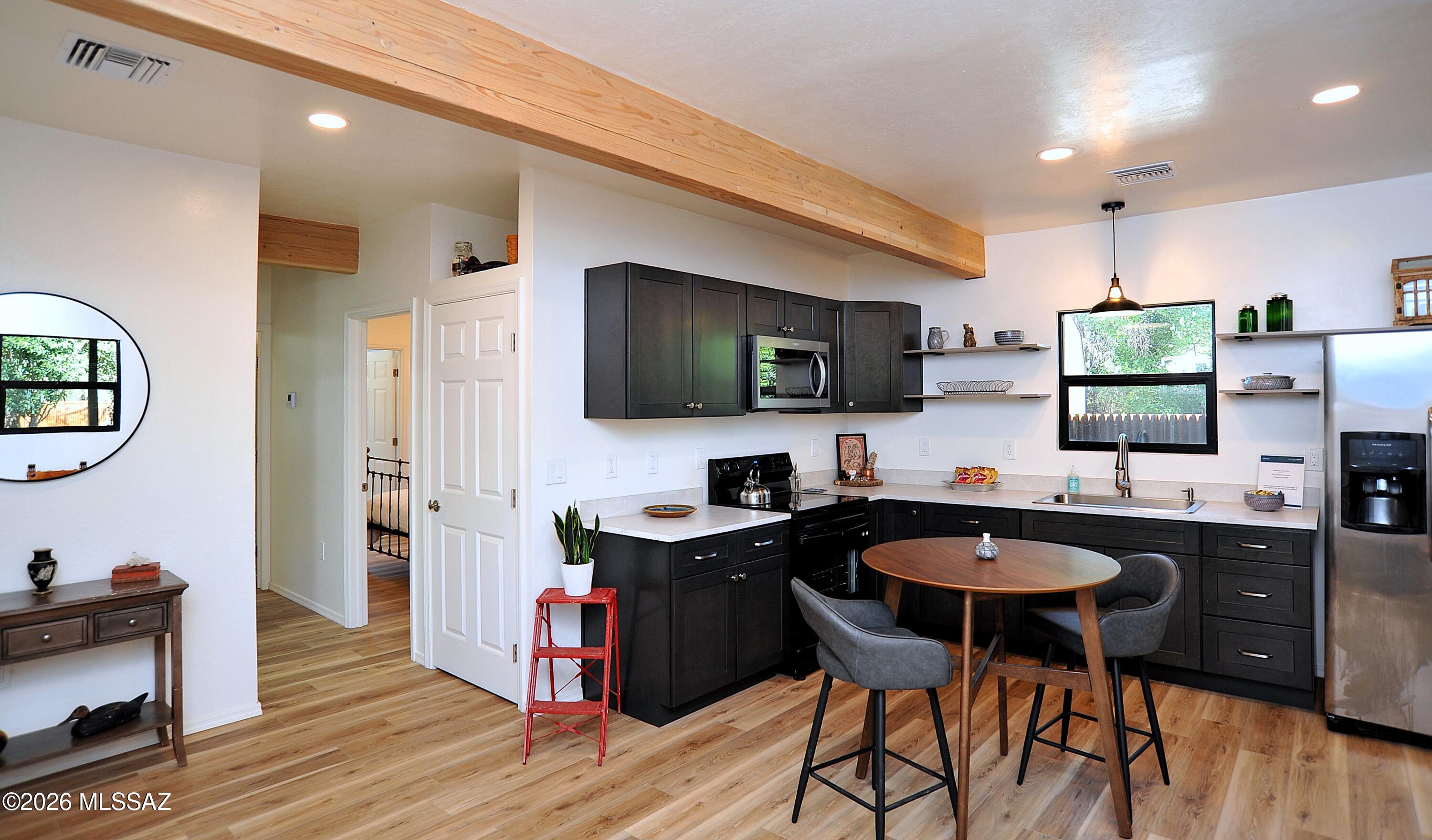 367 Pennsylvania Avenue