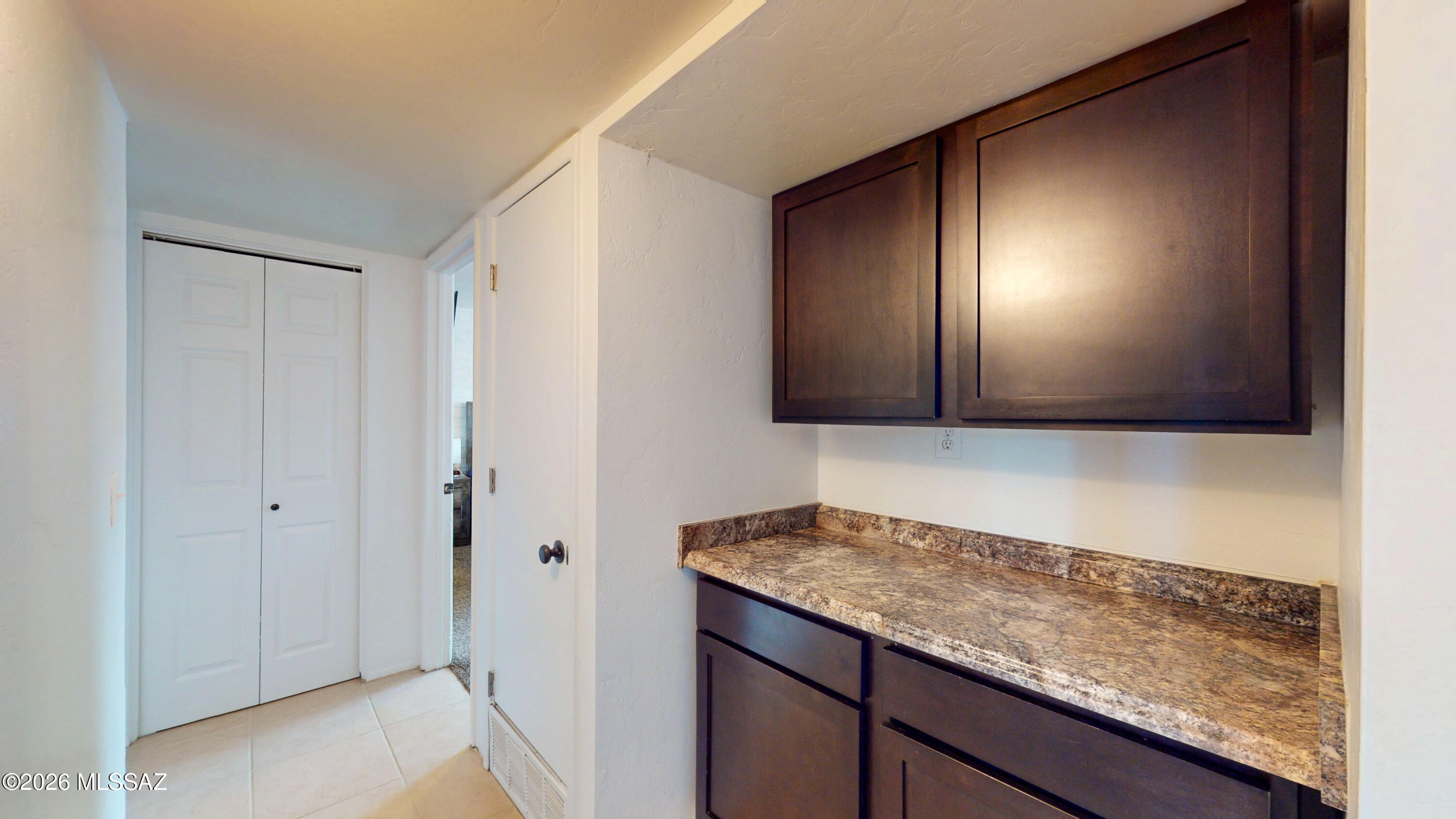 Casas Adobes Park (94-194) - Residential