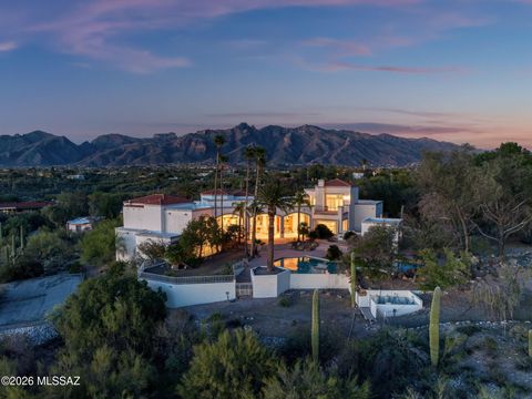 Photo of 5151 N Calle Ladero, Tucson, AZ 85718 (MLS # 22607849)