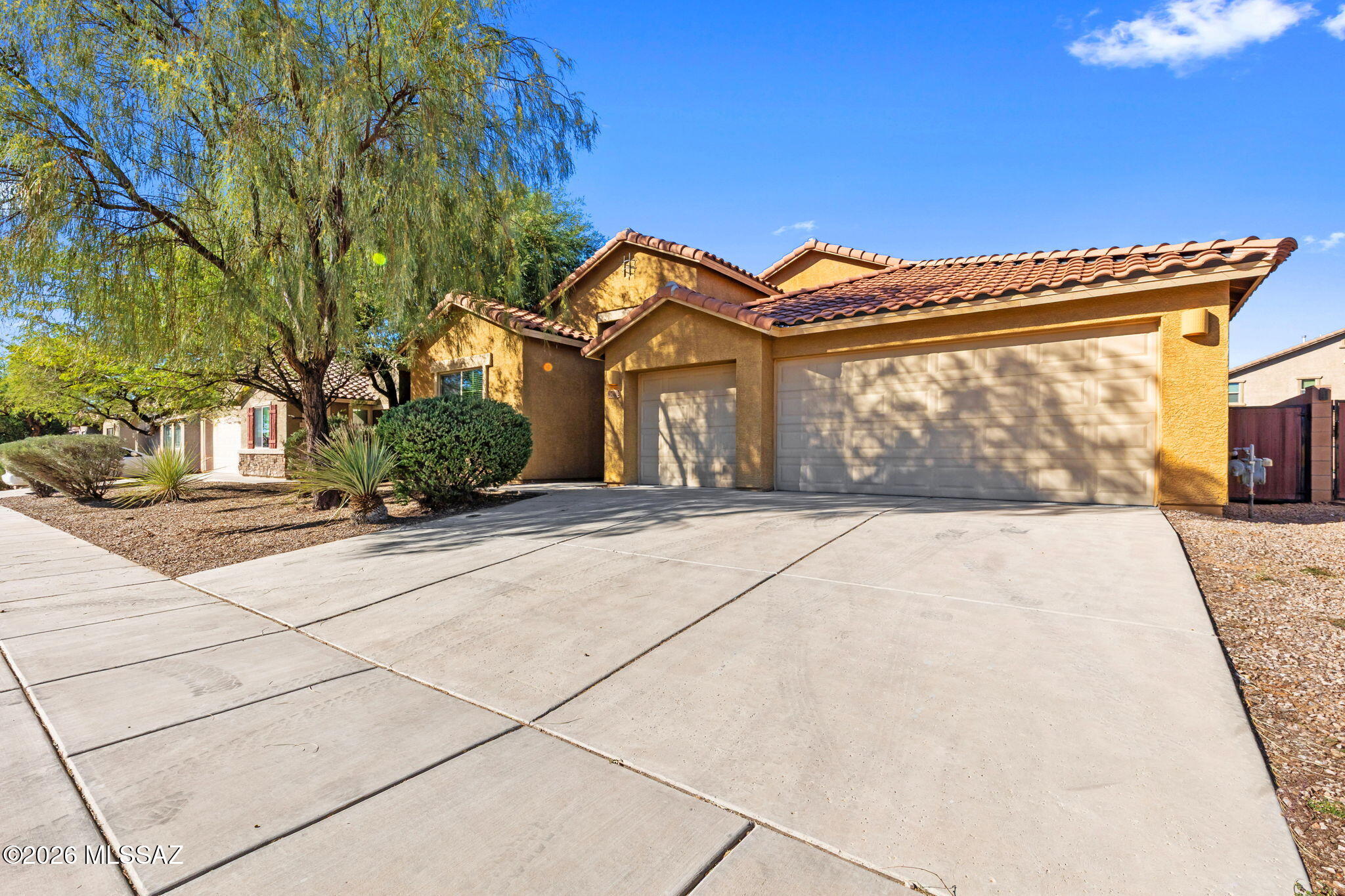 7102 W Dupont Way