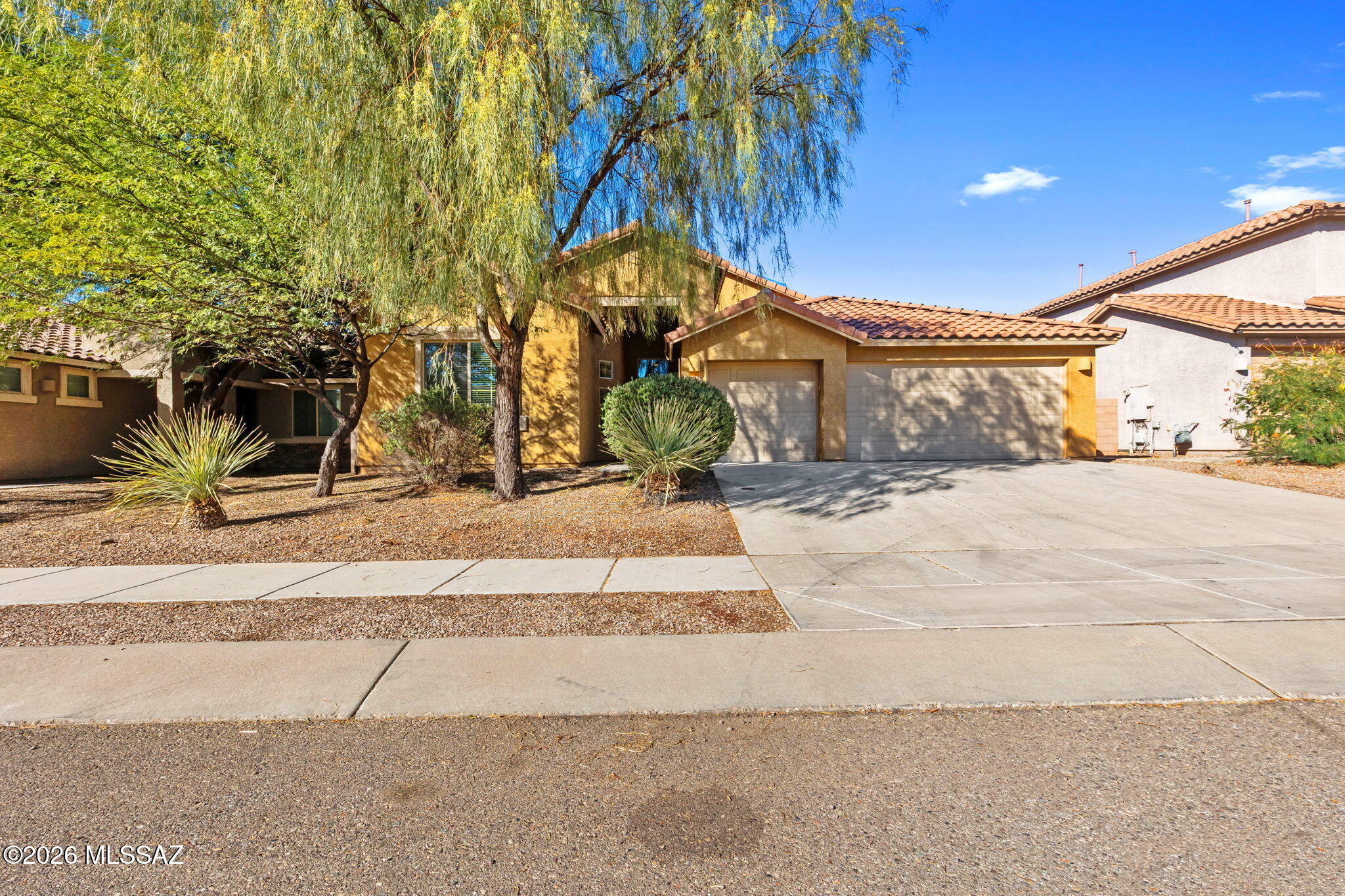 7102 W Dupont Way