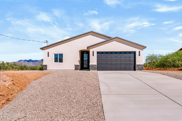 60 CALLE DINAMARCA, RIO RICO, AZ 85648 - Image 6ea4d1cdfc4dfc660da32f539d7a1d54/3519643772