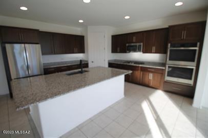 Gladden Farms Block 31 - Residential Lease