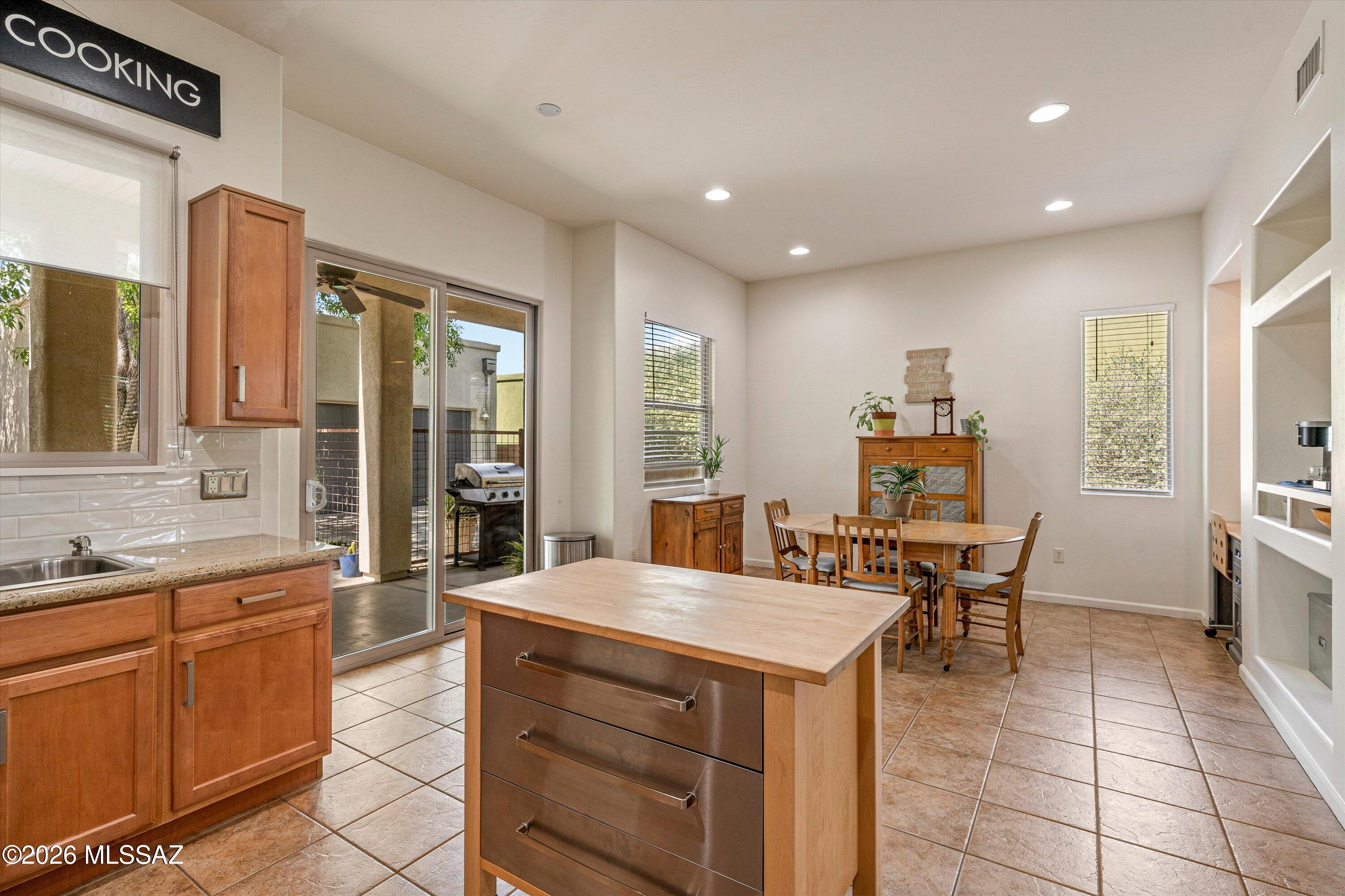 5428 S Thunder Sky Way