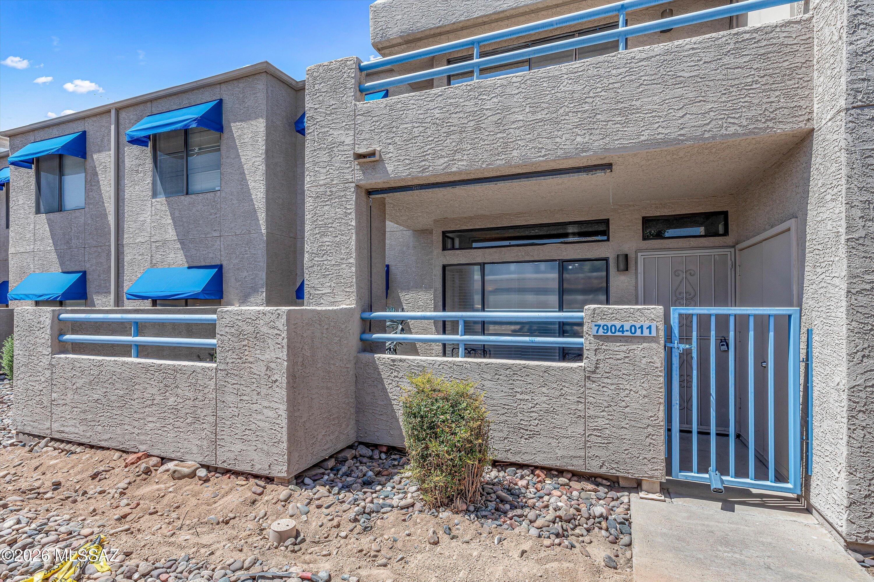 7904 E Colette Ci Circle E 11