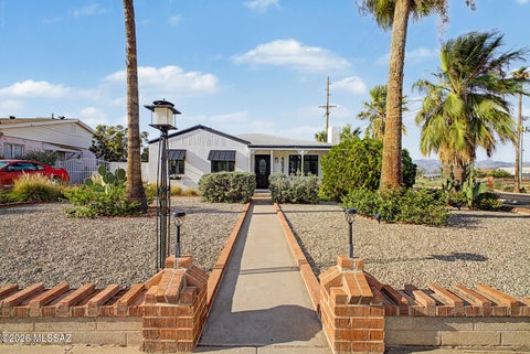 Photo of 4655 E 8th Street, Tucson, AZ 85711 (MLS # 22622220)