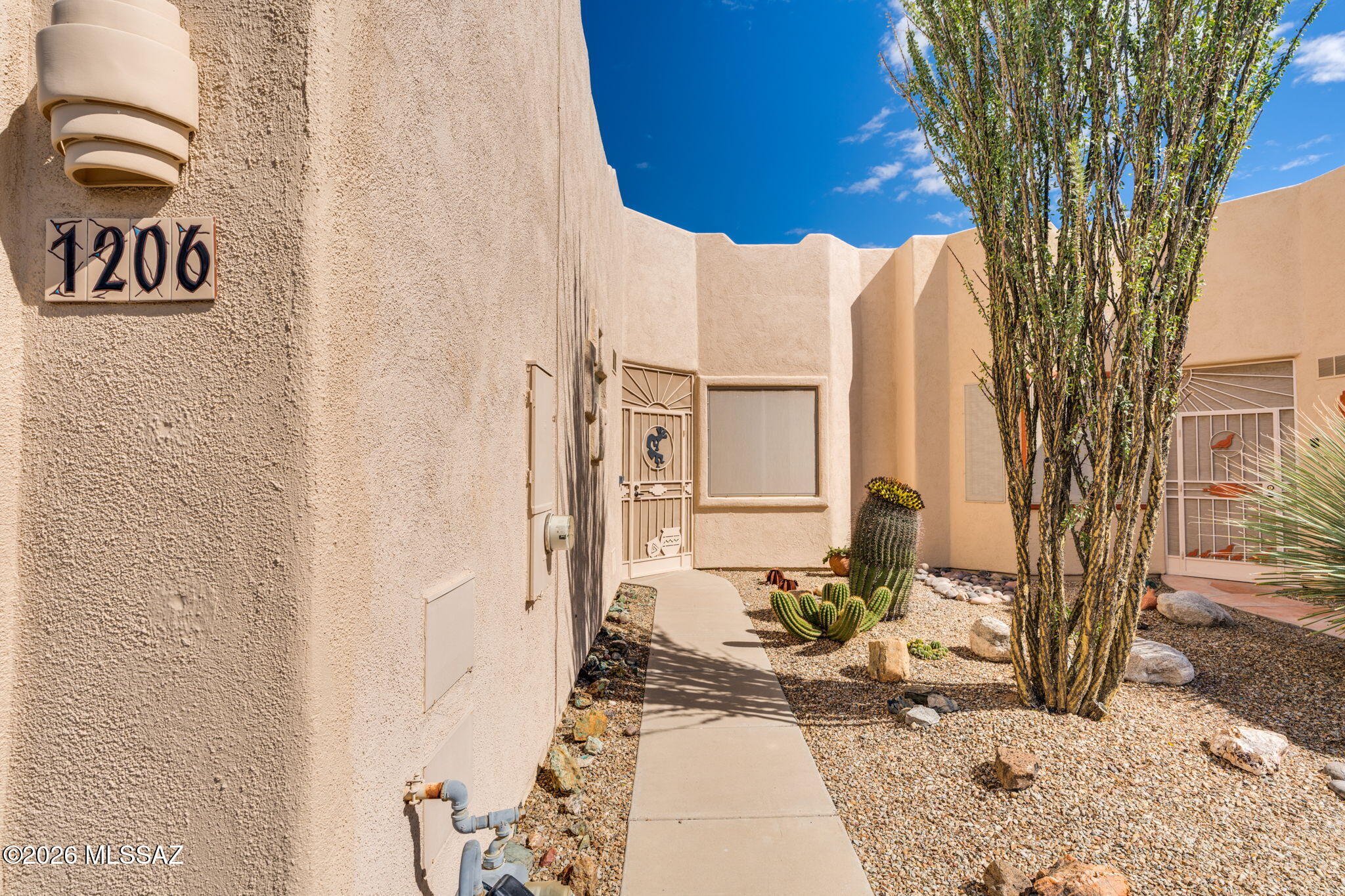 1206 N Laramie Lane