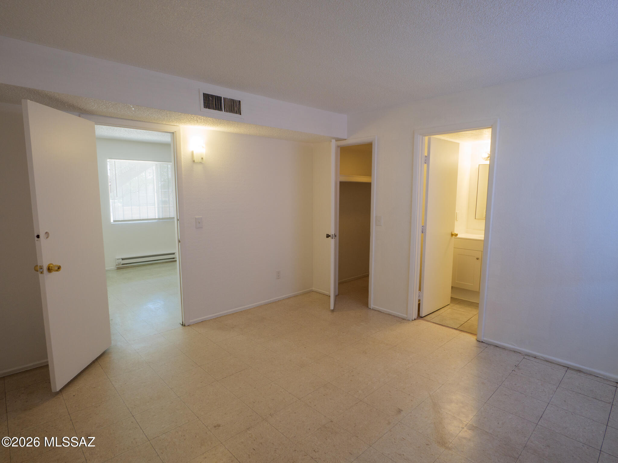Coronado Heights - Residential Lease