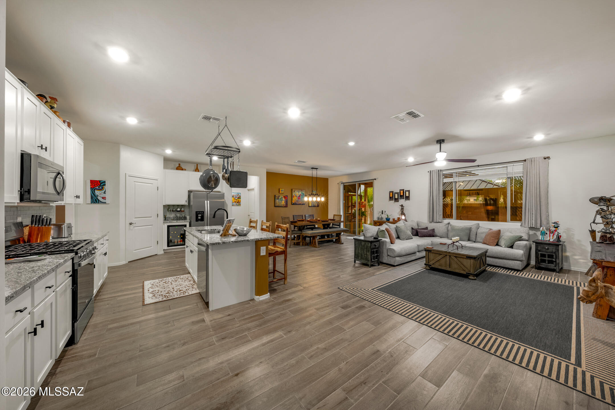 De Anza - Residential