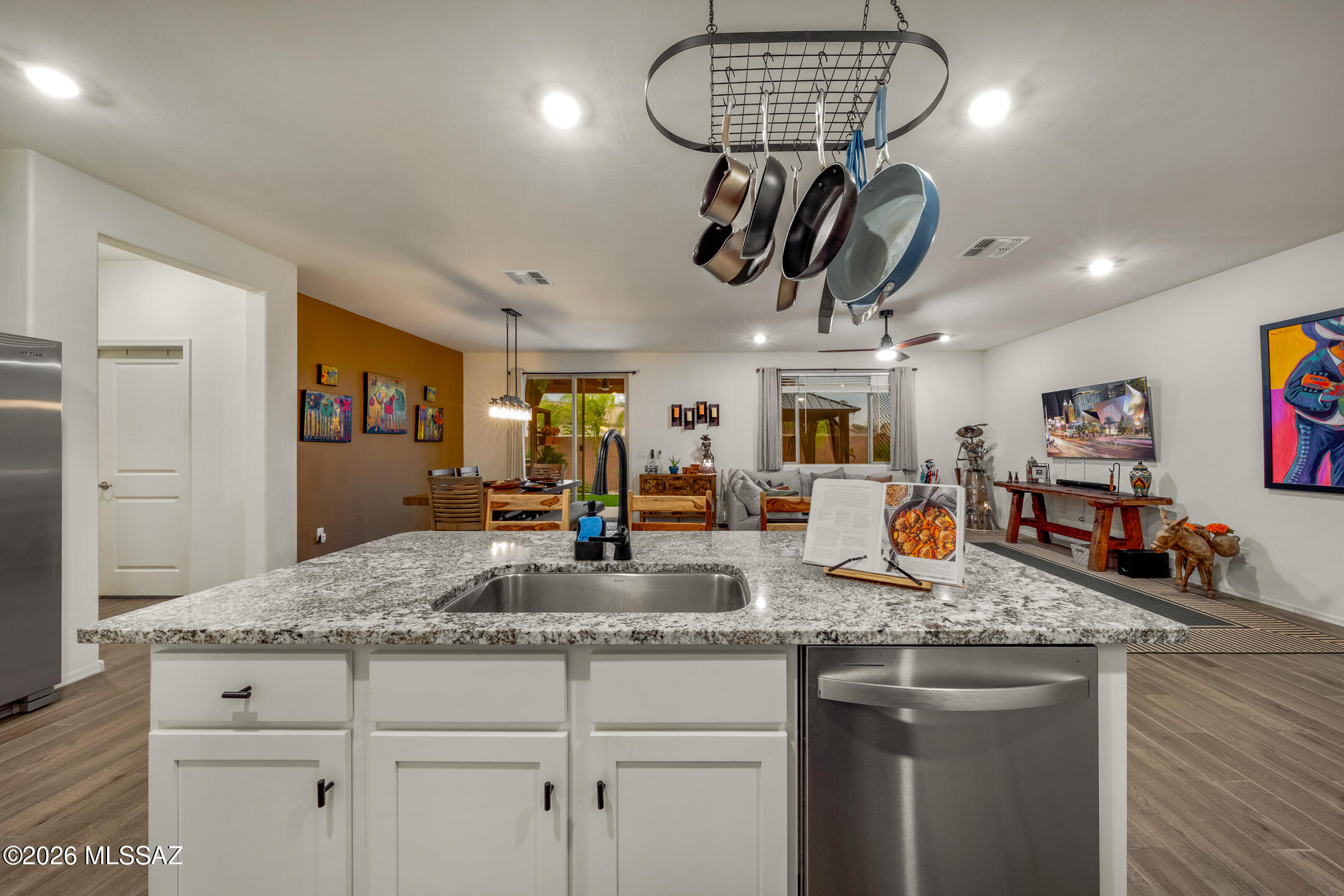 De Anza - Residential