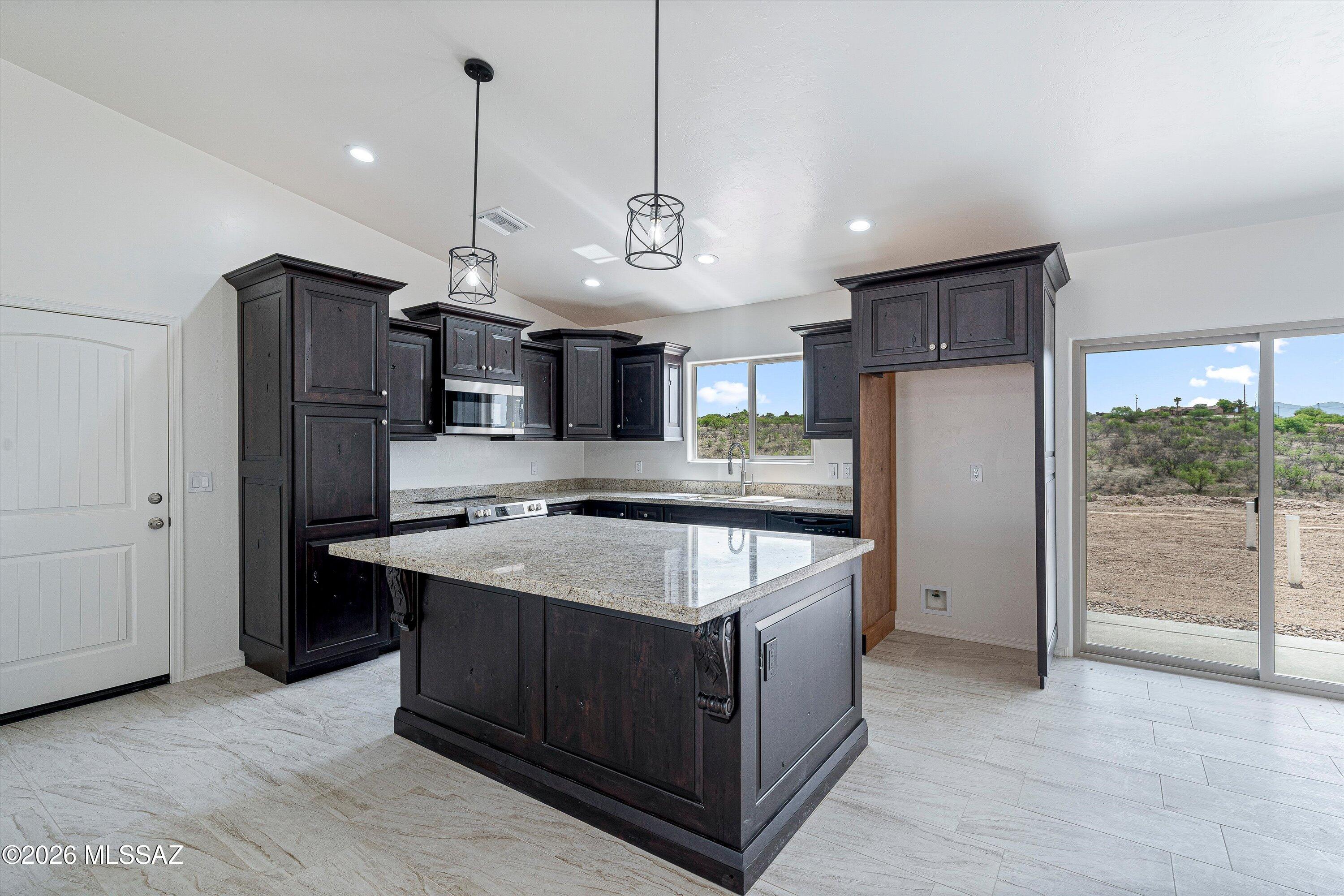 Rio Rico Ranchettes 11 - Residential