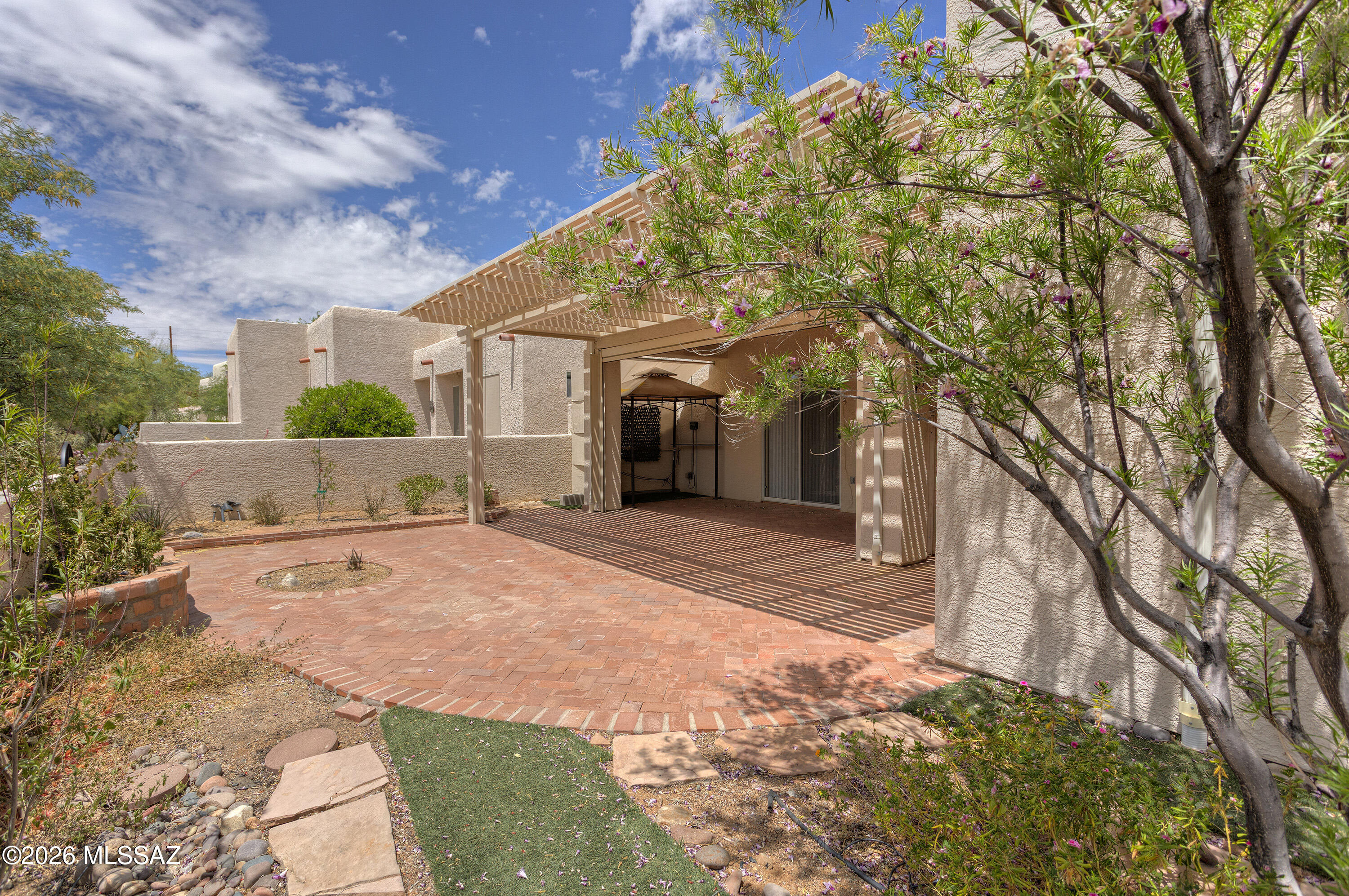 Valley Lane Townhomes (135-169) - Residential