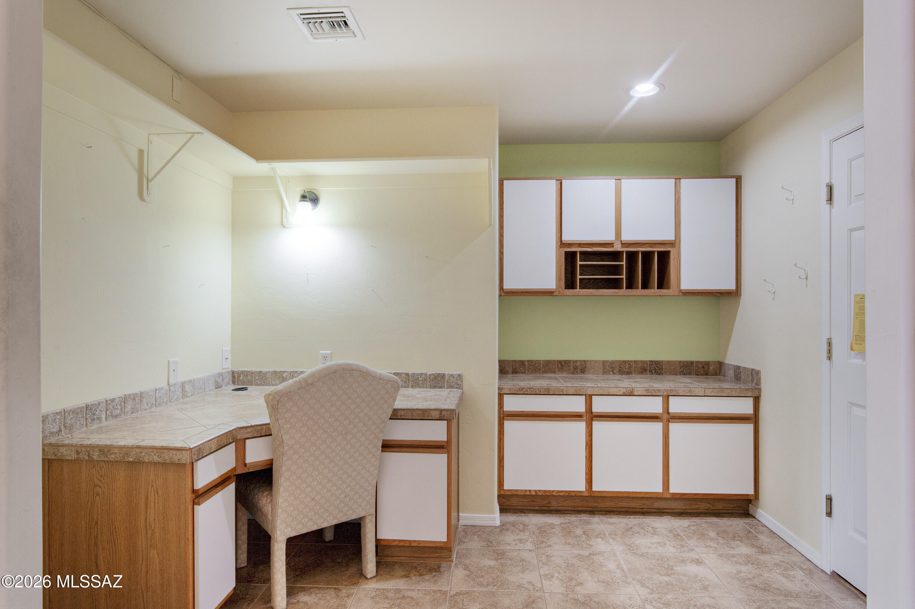 Valley Lane Townhomes (135-169) - Residential