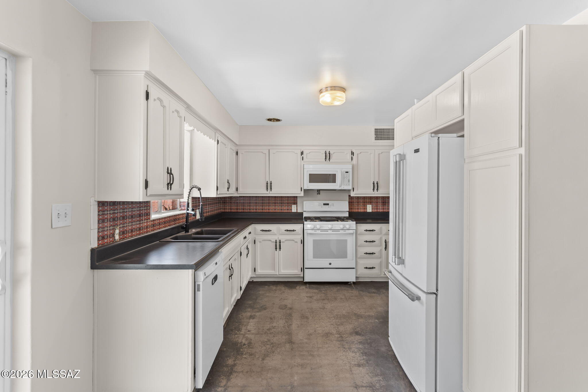 Catalina Subd. NO. 2 Resub Lot 14 - Residential
