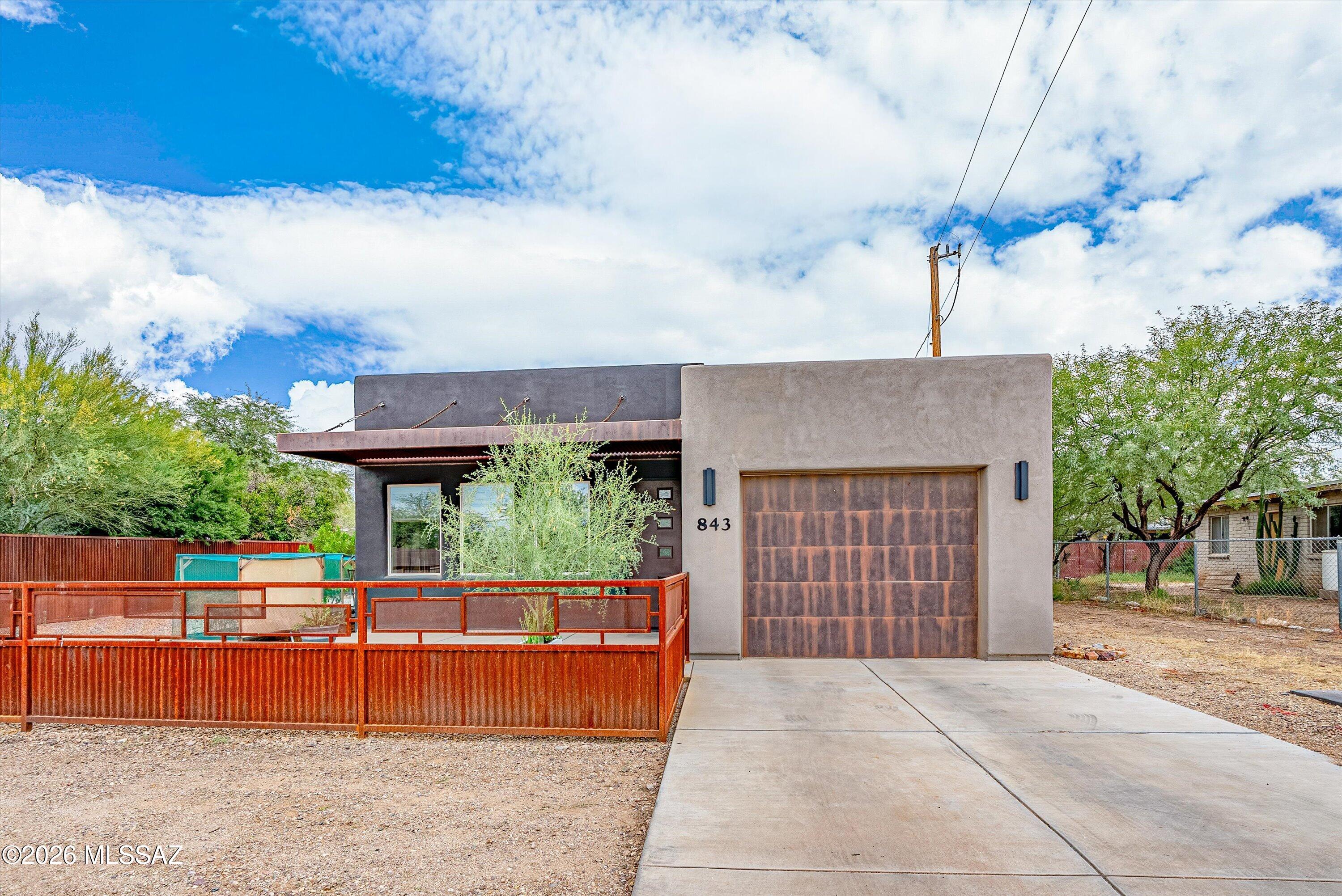 843 W Park Road
