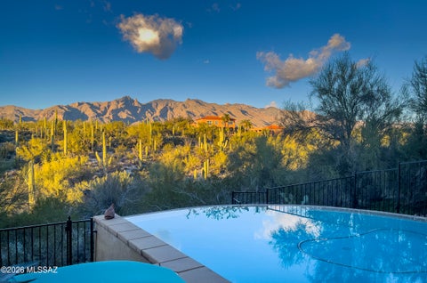 Photo of 4519 N Camino Kino, Tucson, AZ 85718 (MLS # 22621434)
