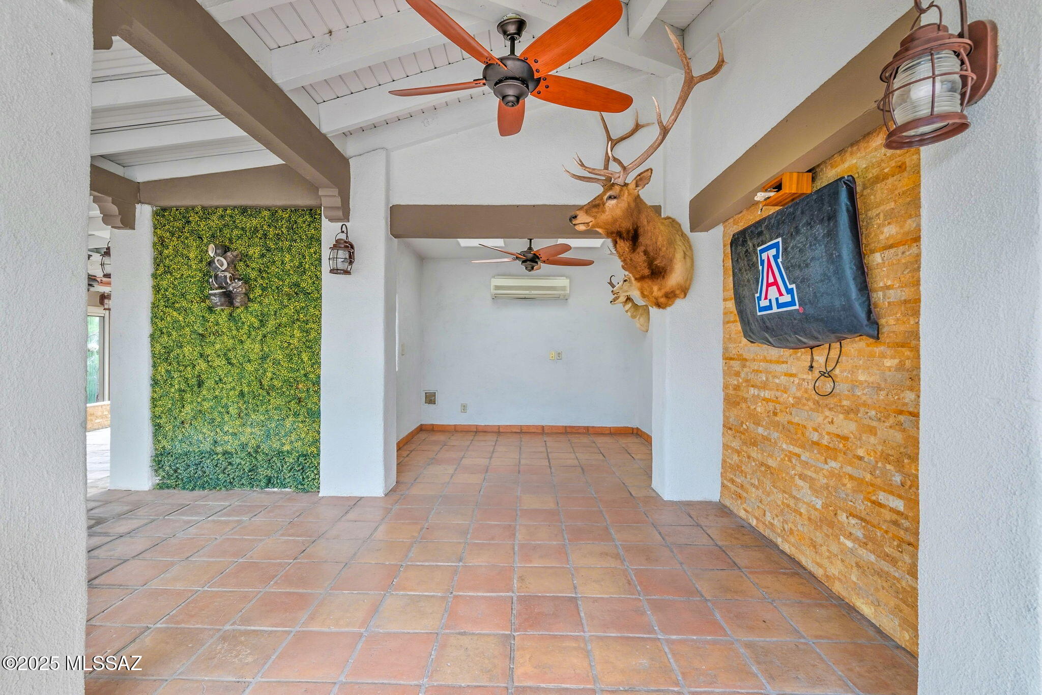 Lomas Saenz NO. 2 (1-14) - Residential