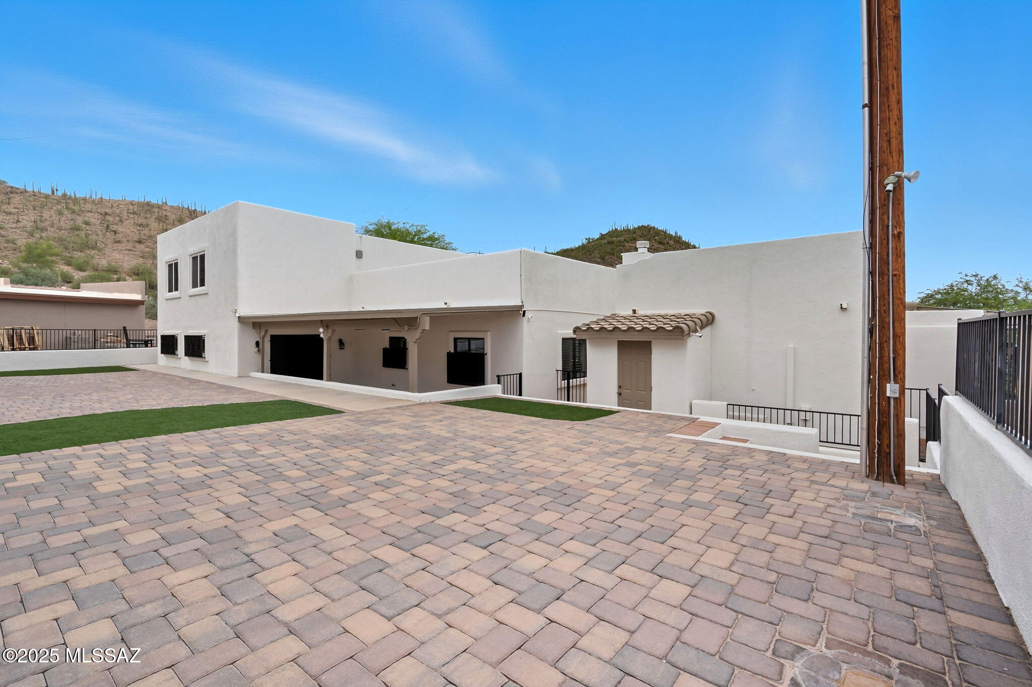 Lomas Saenz NO. 2 (1-14) - Residential