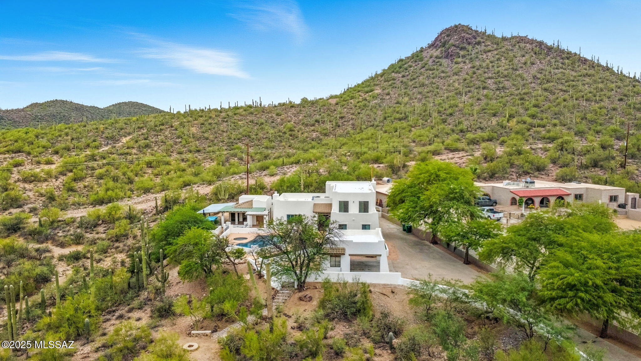 Lomas Saenz NO. 2 (1-14) - Residential