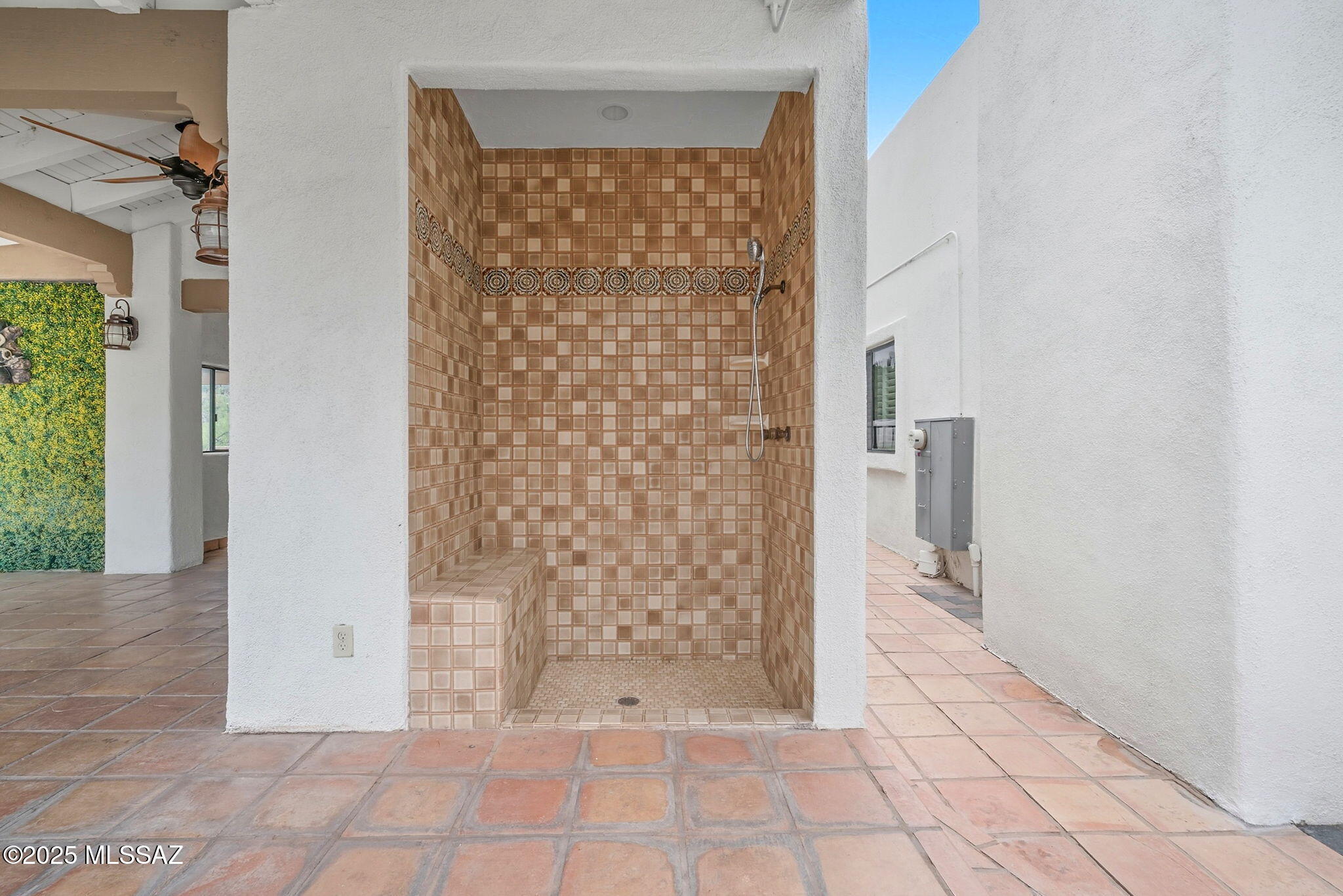 Lomas Saenz NO. 2 (1-14) - Residential