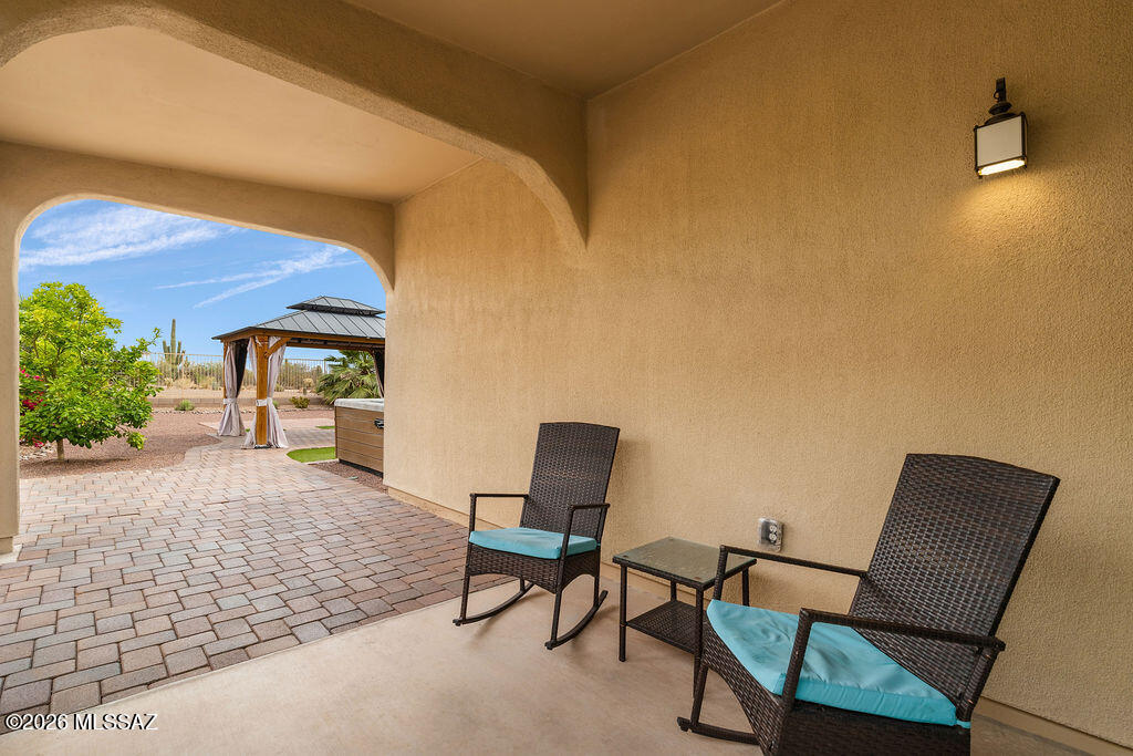 Entrada Del Rio - Residential