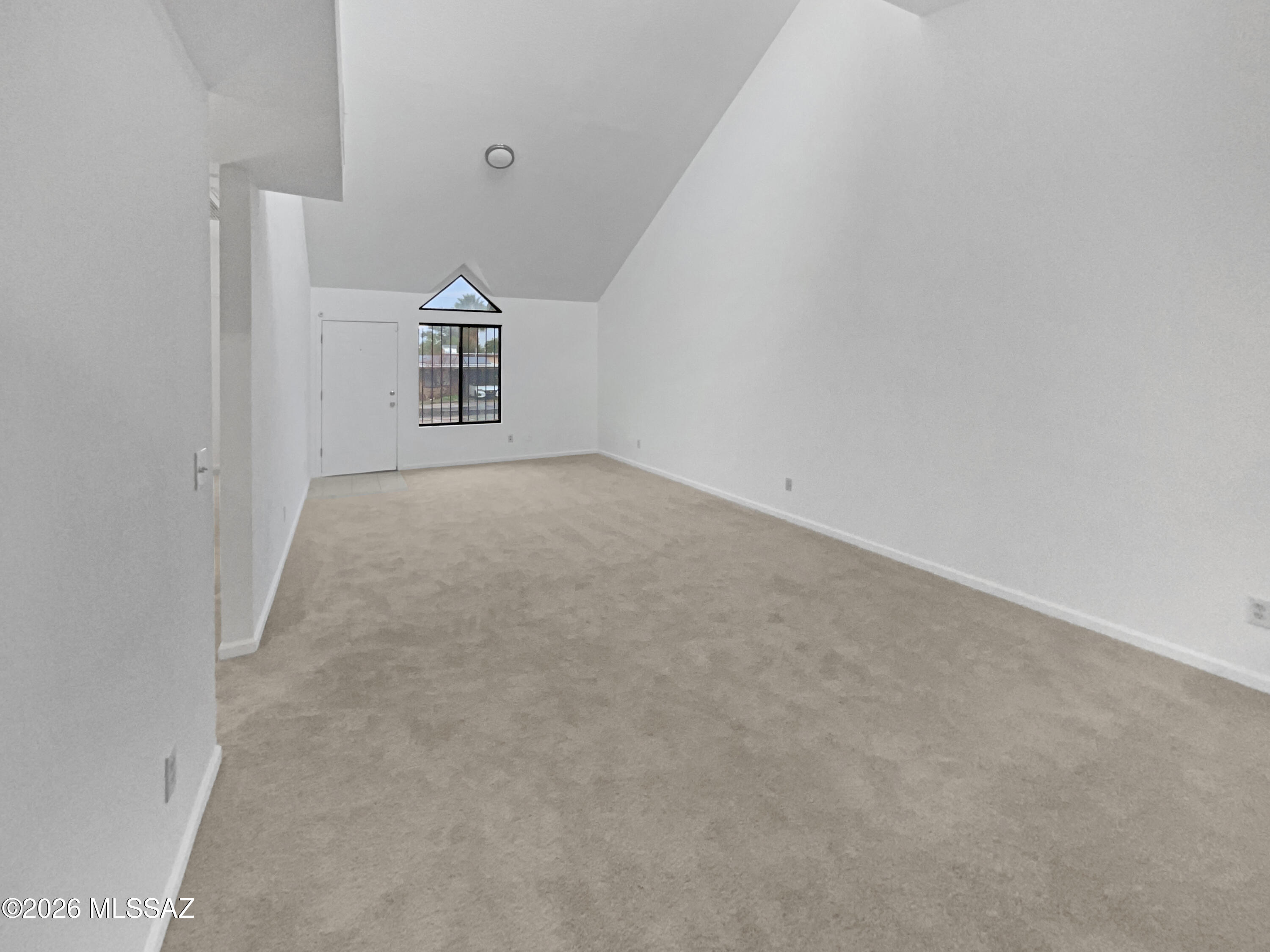 2713 N Pacific Drive