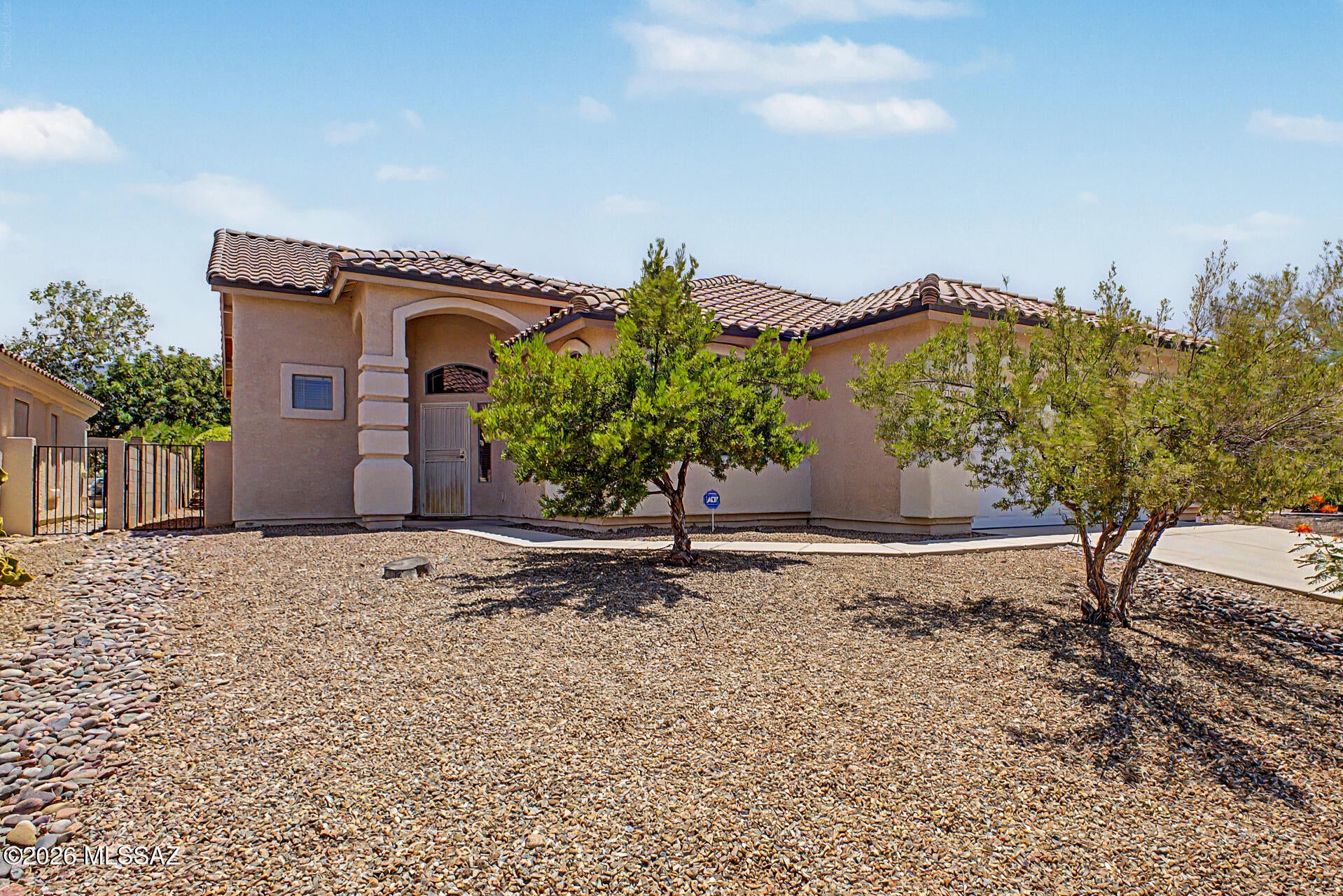 2428 E Big View Drive