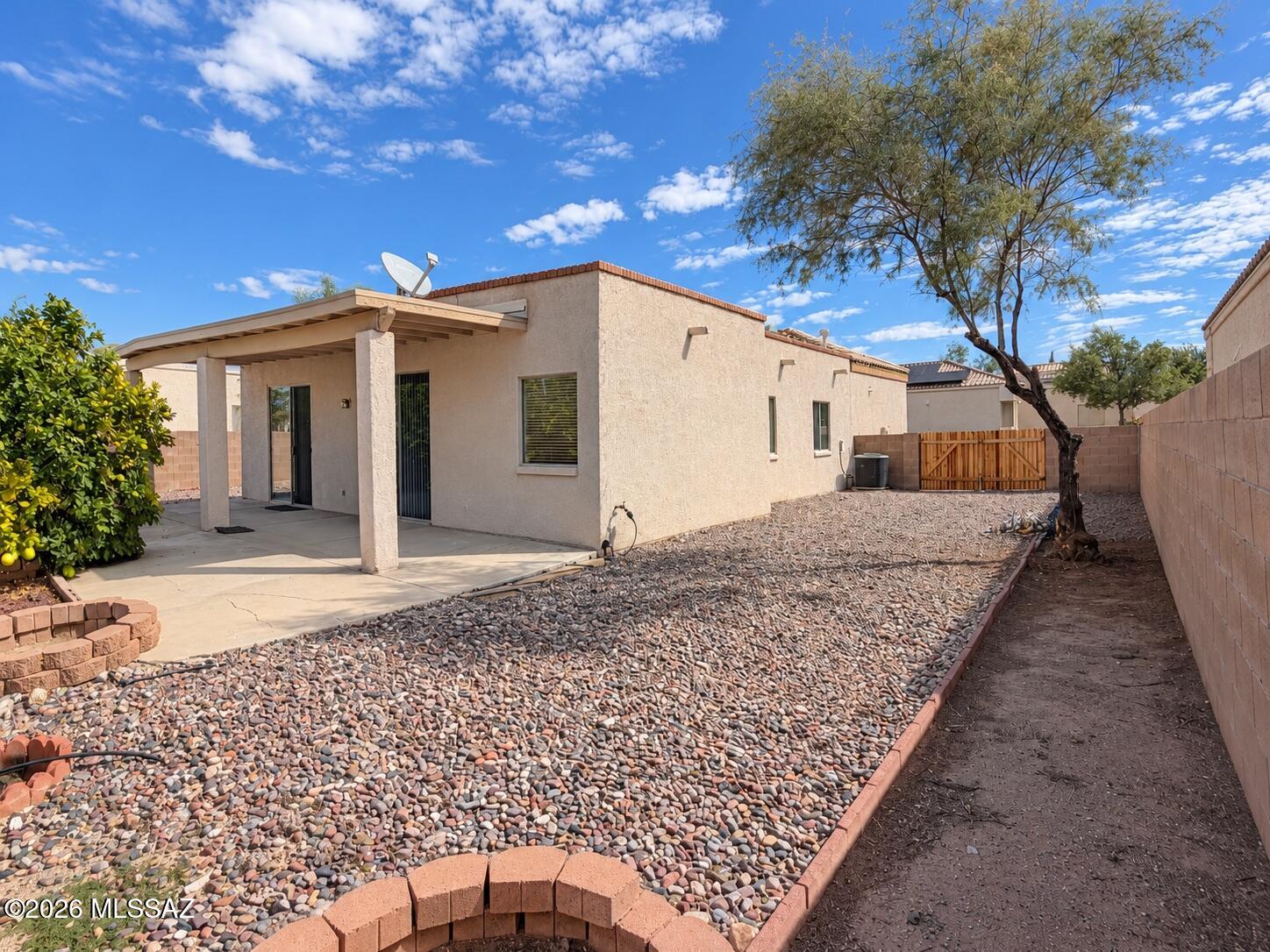 8412 S Camino Sierra Rincon