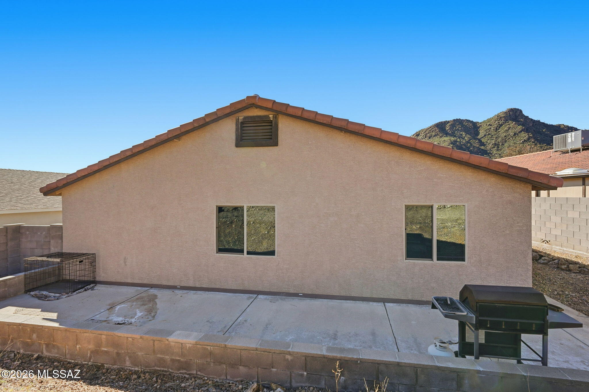 Mountain Manor View - Residential