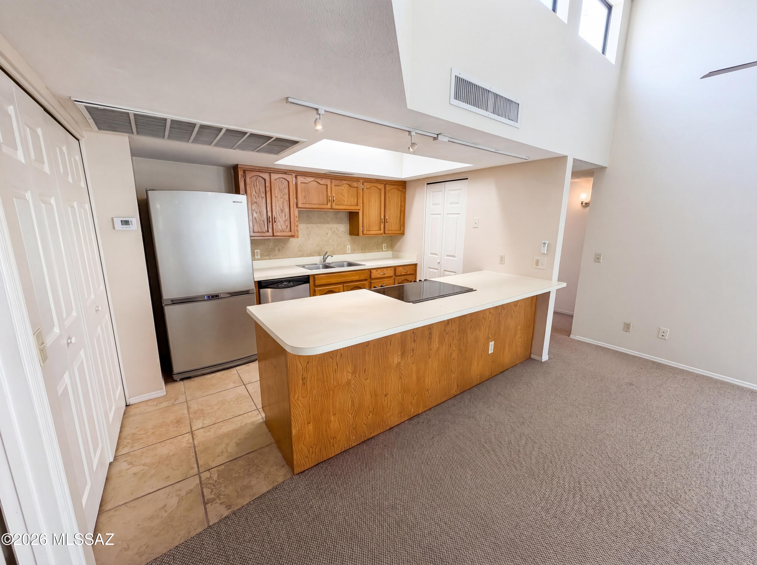 1200 E River Road C37