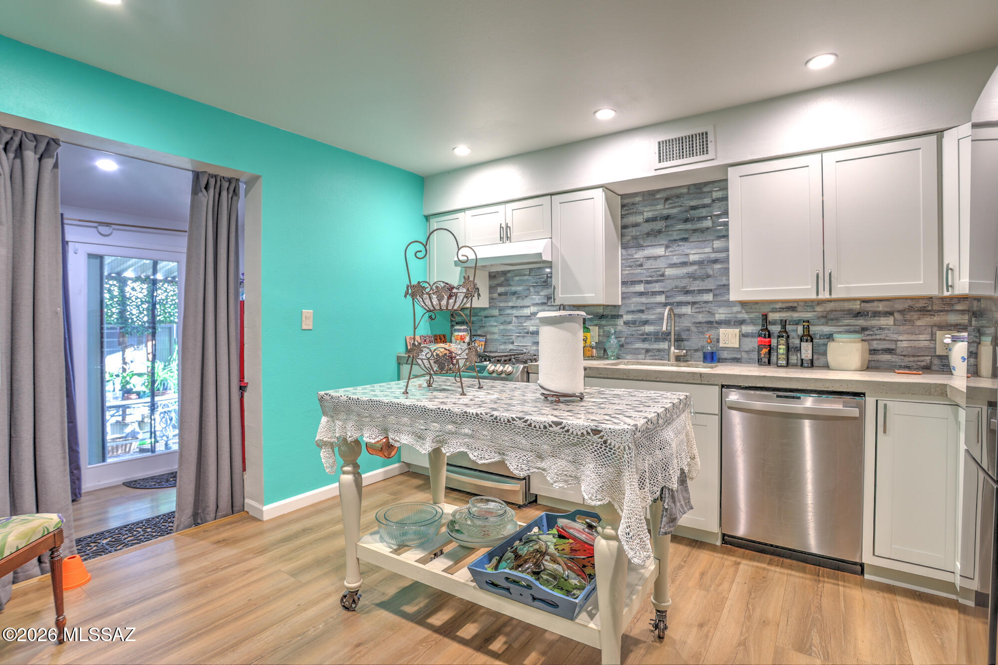 448 N Silverbell Road