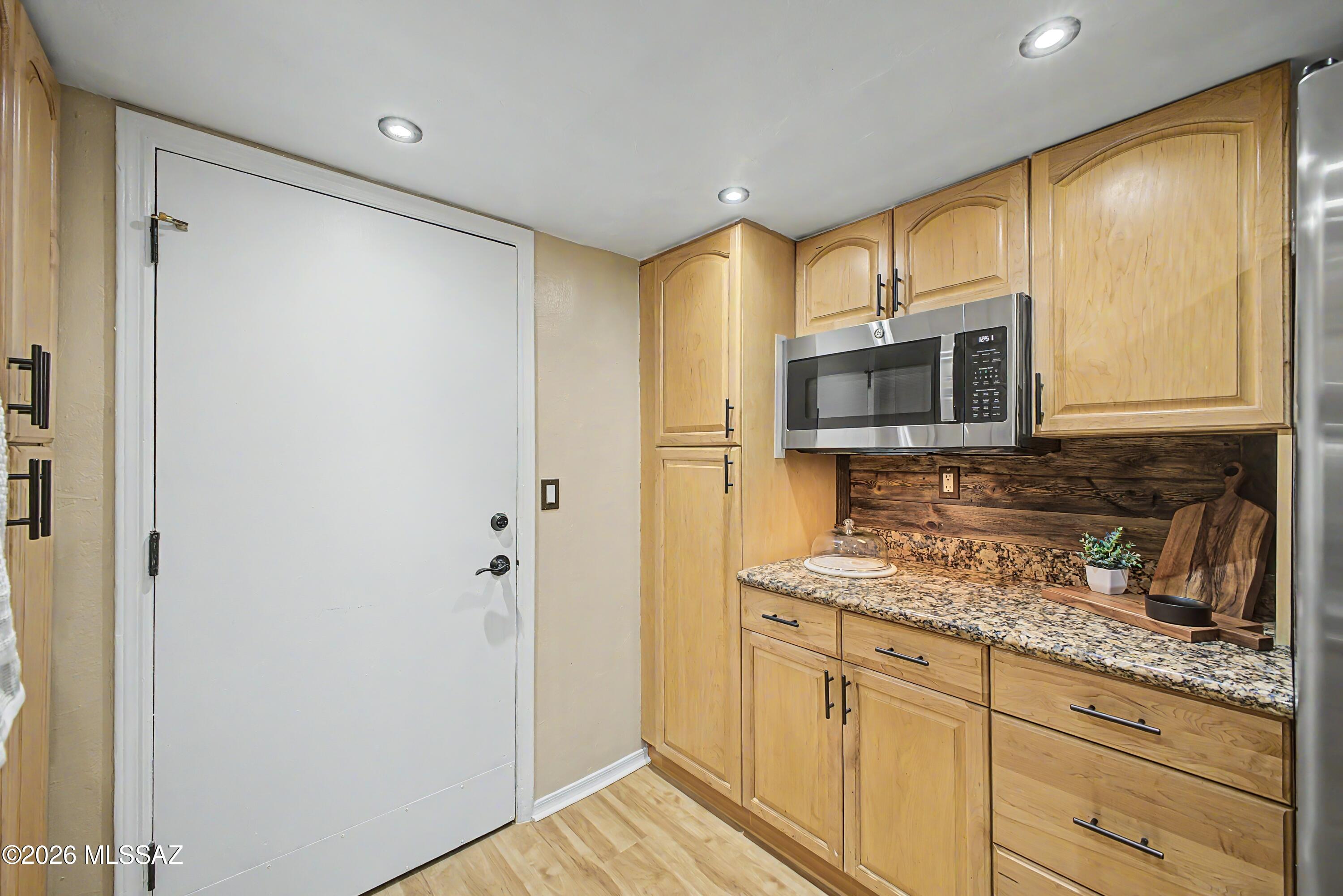 La Fontana (1-22) - Residential