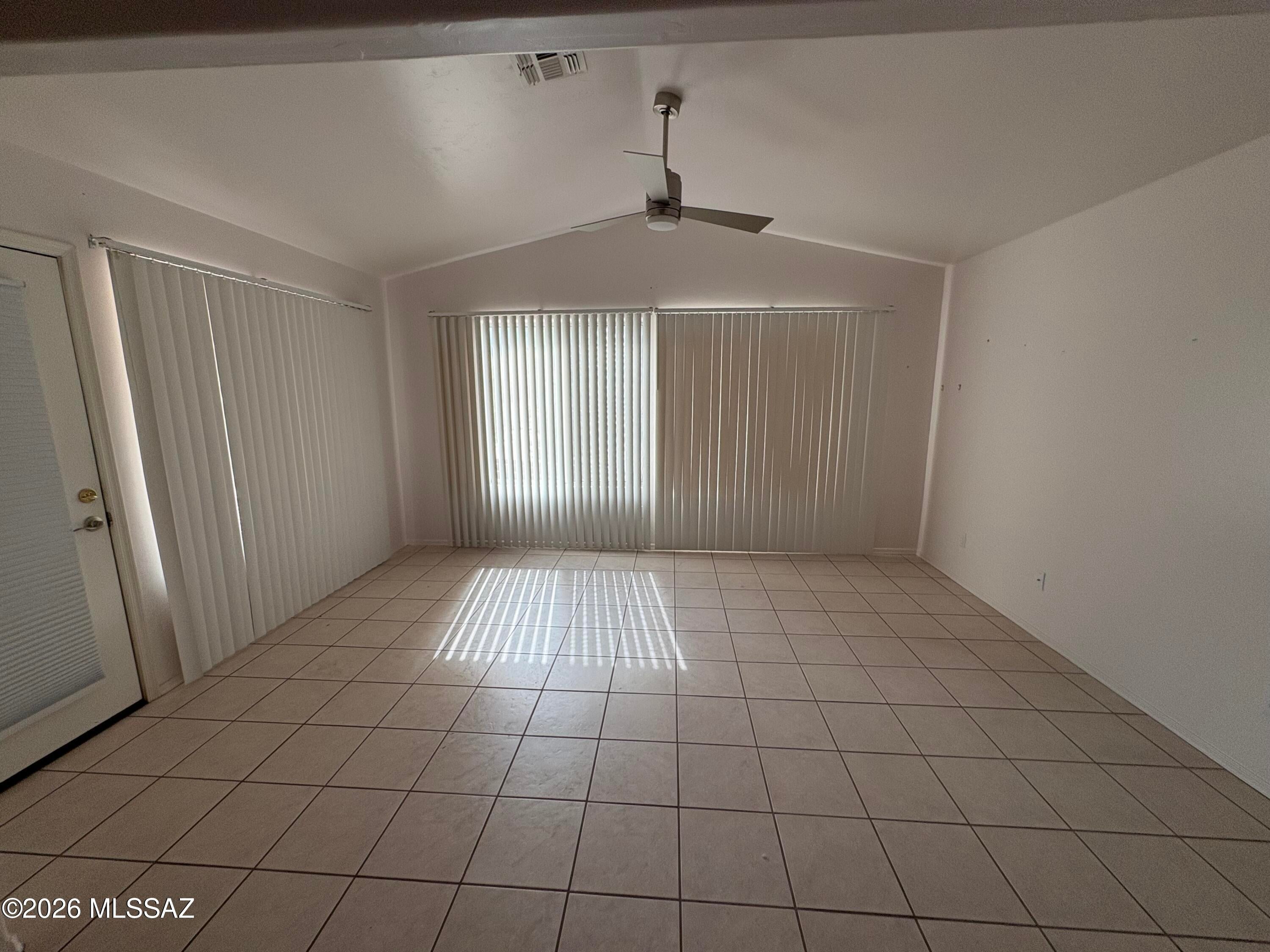 2429 N Camino Reloj