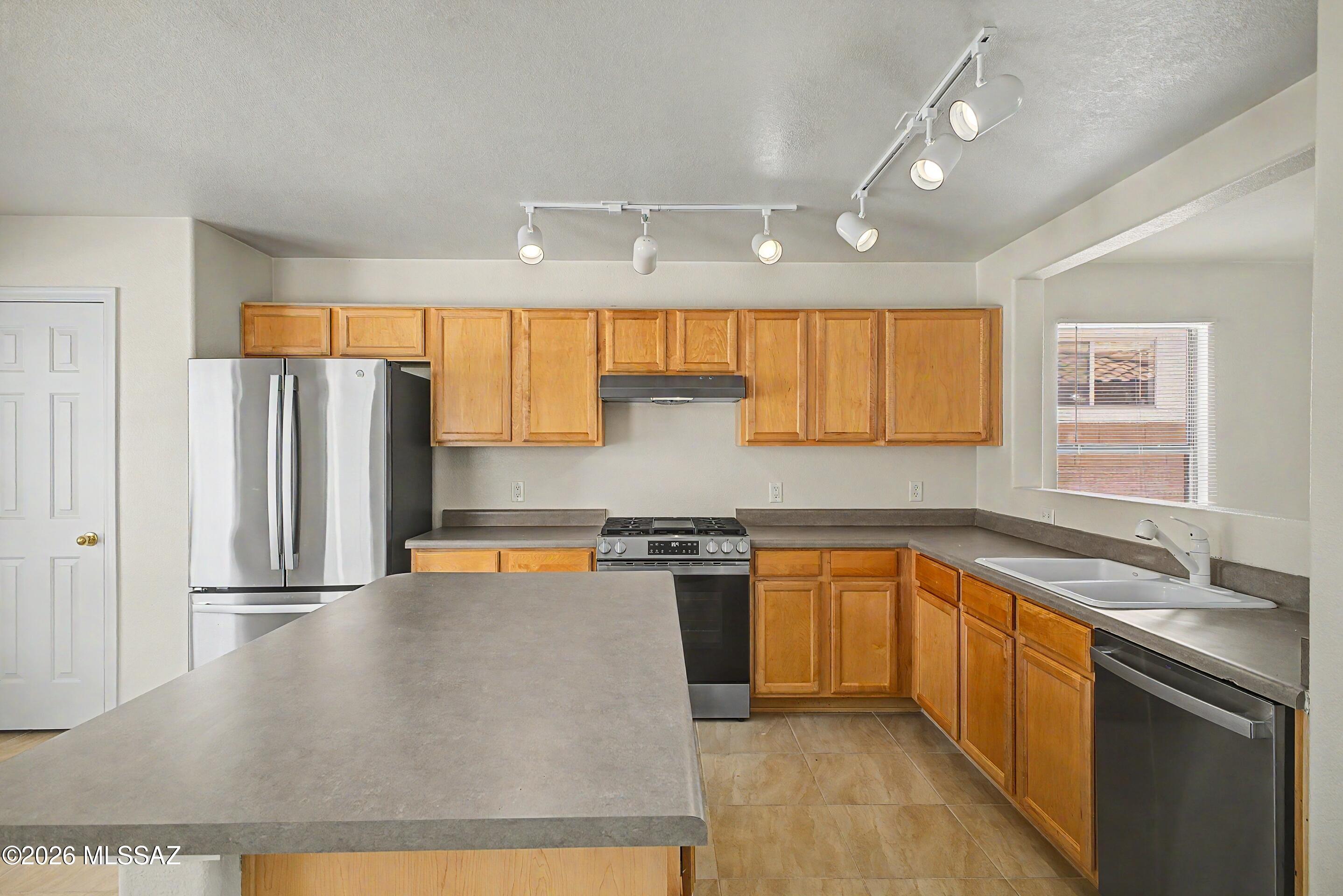 Rancho Agua Dulce (1-306) - Residential Lease
