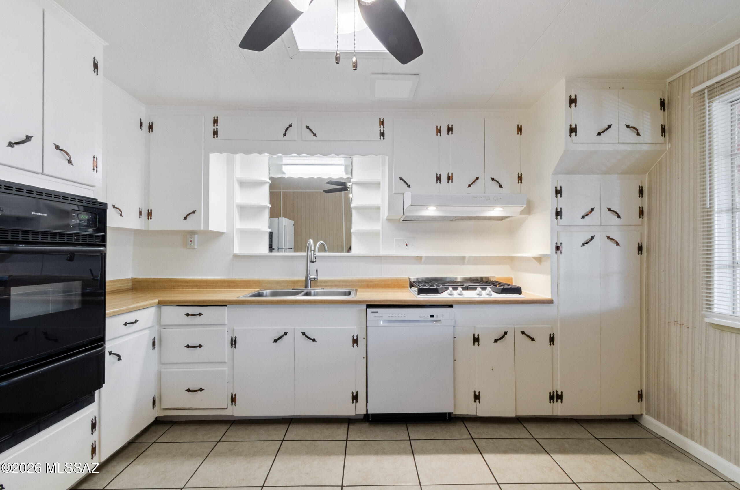 Granada Park - Residential Lease