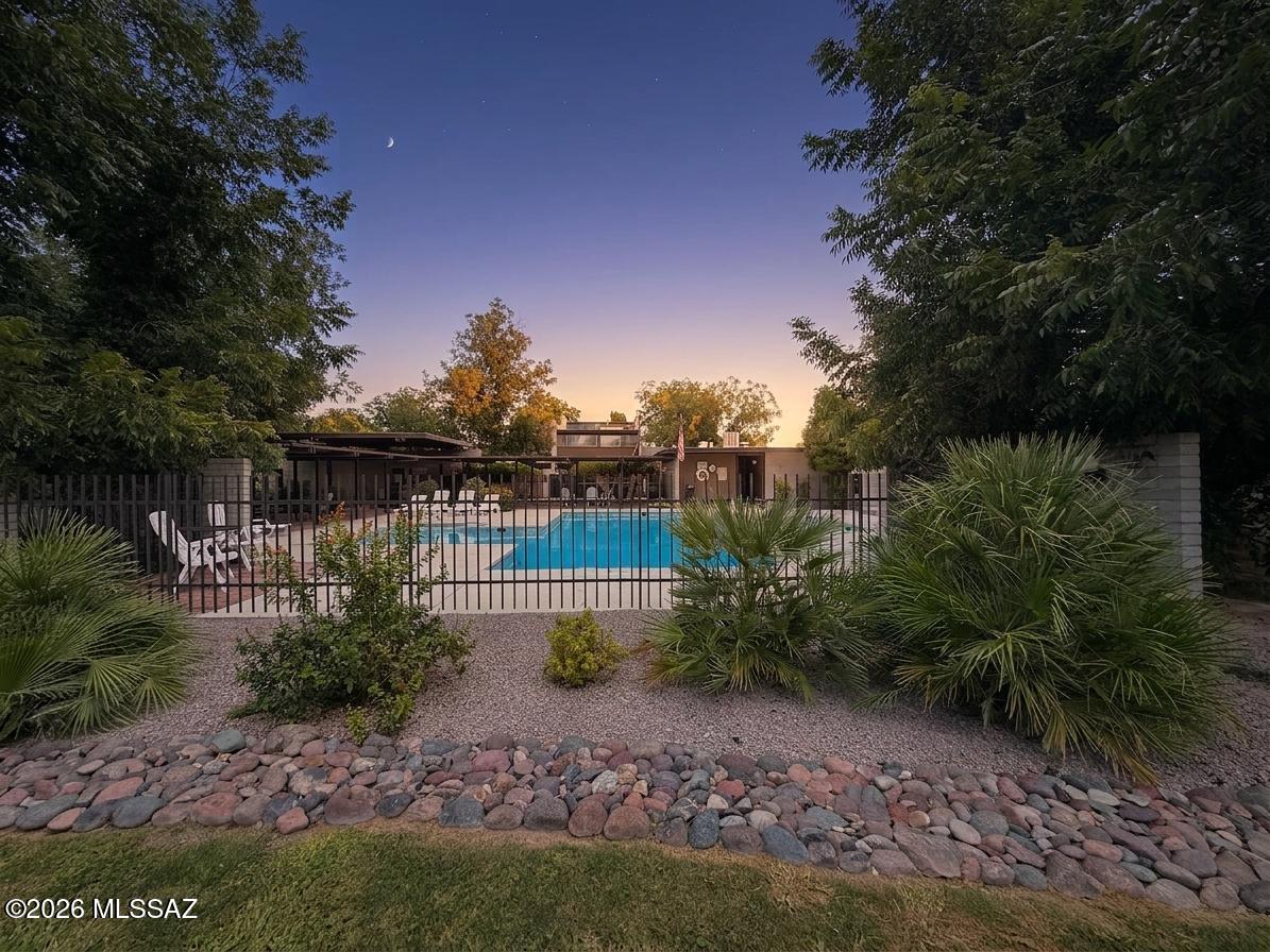 5701 E Glenn Street #123