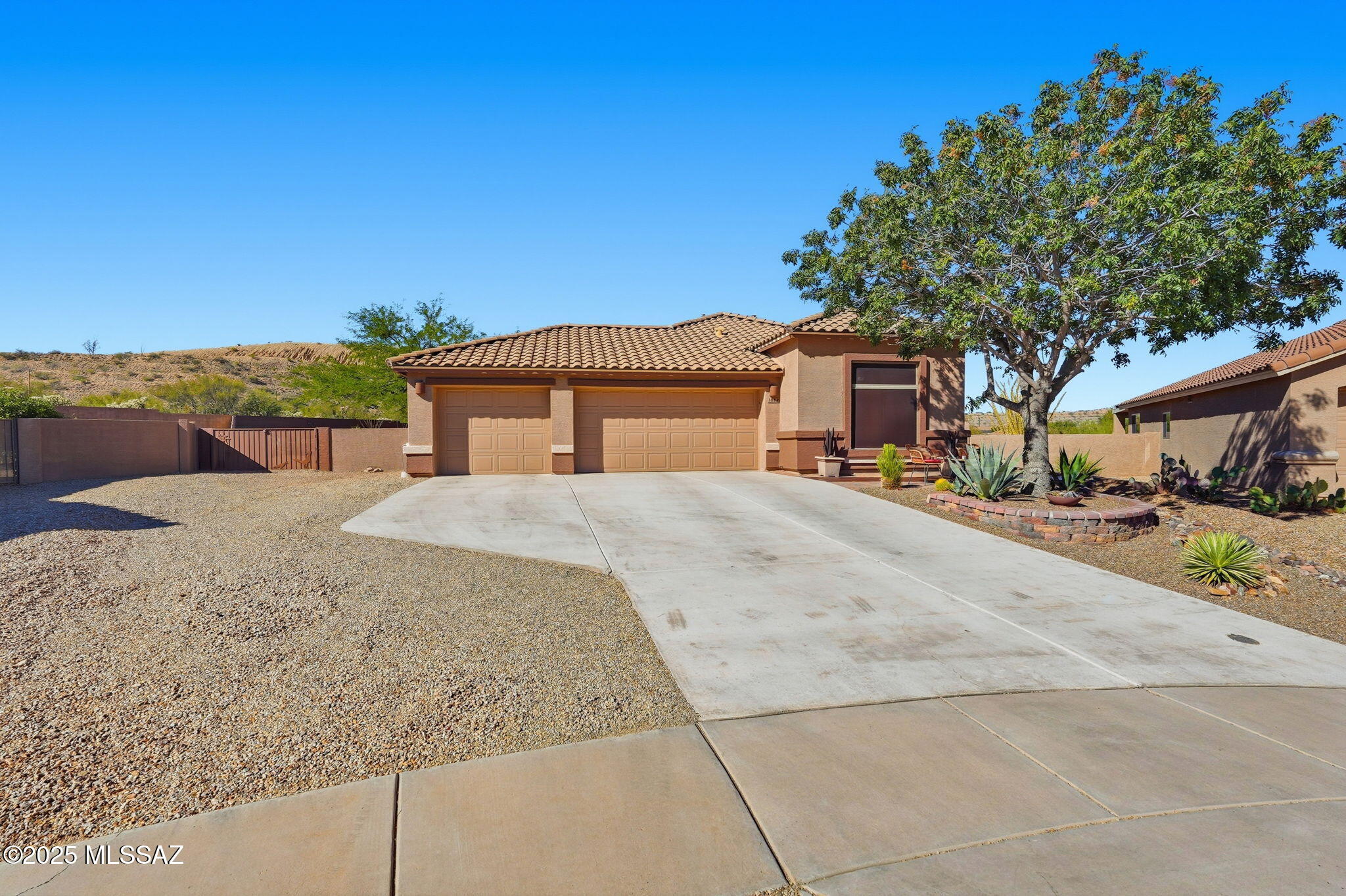 Colonia De Los Alamos - Desert Creek - Residential