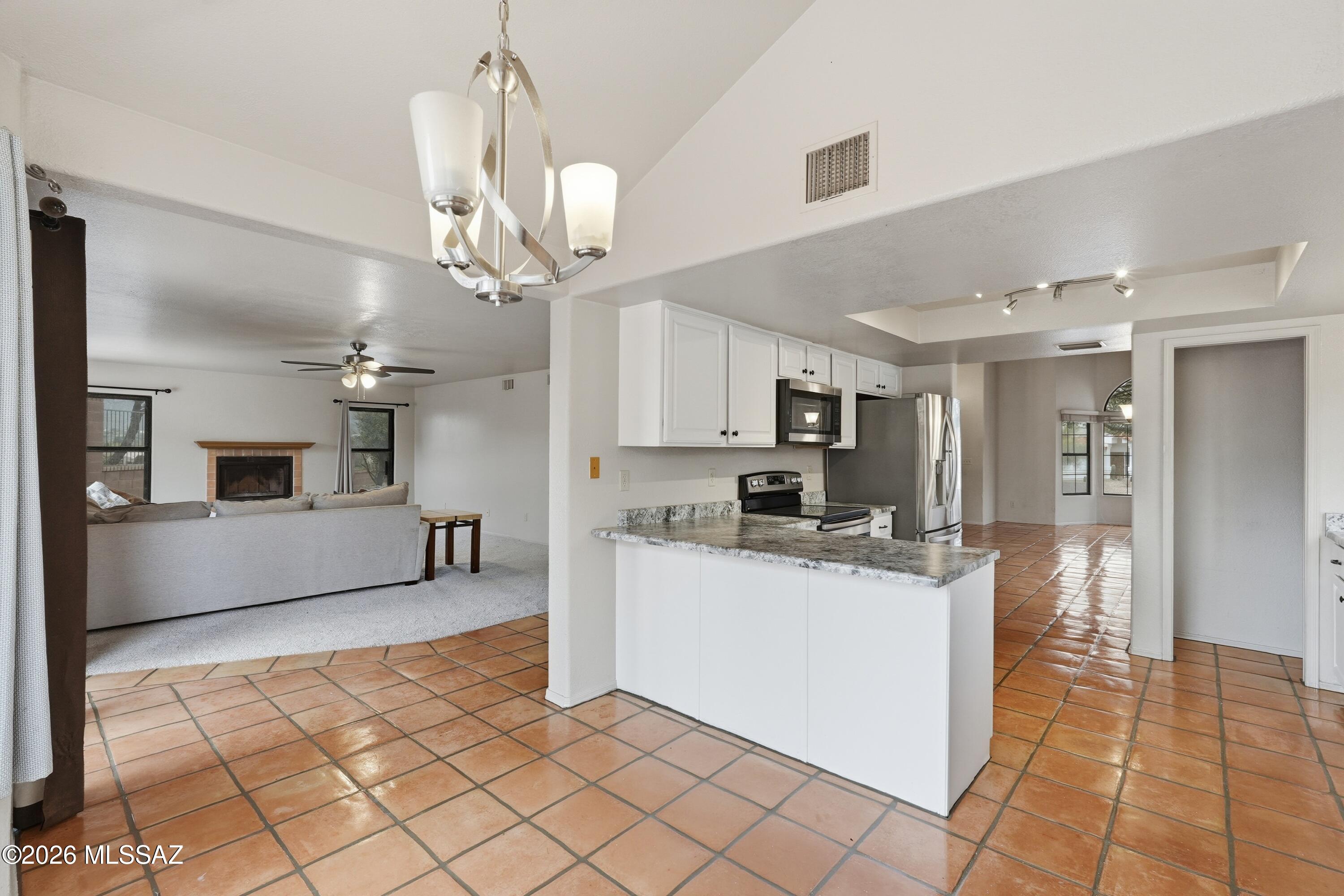 Villages Of La Canada (The) - Residential